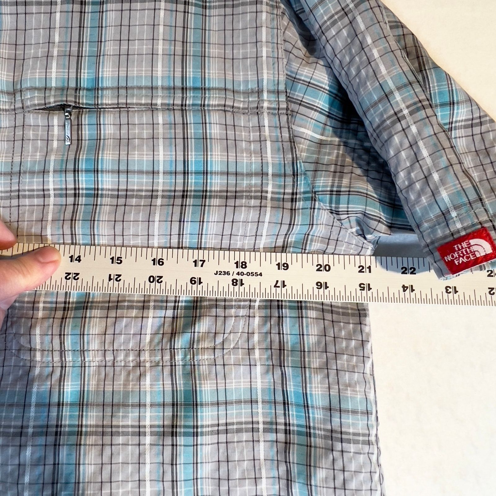 The North Face The North Face Button Shirt Men's Medium Seersucker-like Size US M / EU 48-50 / 2 - 9 Thumbnail