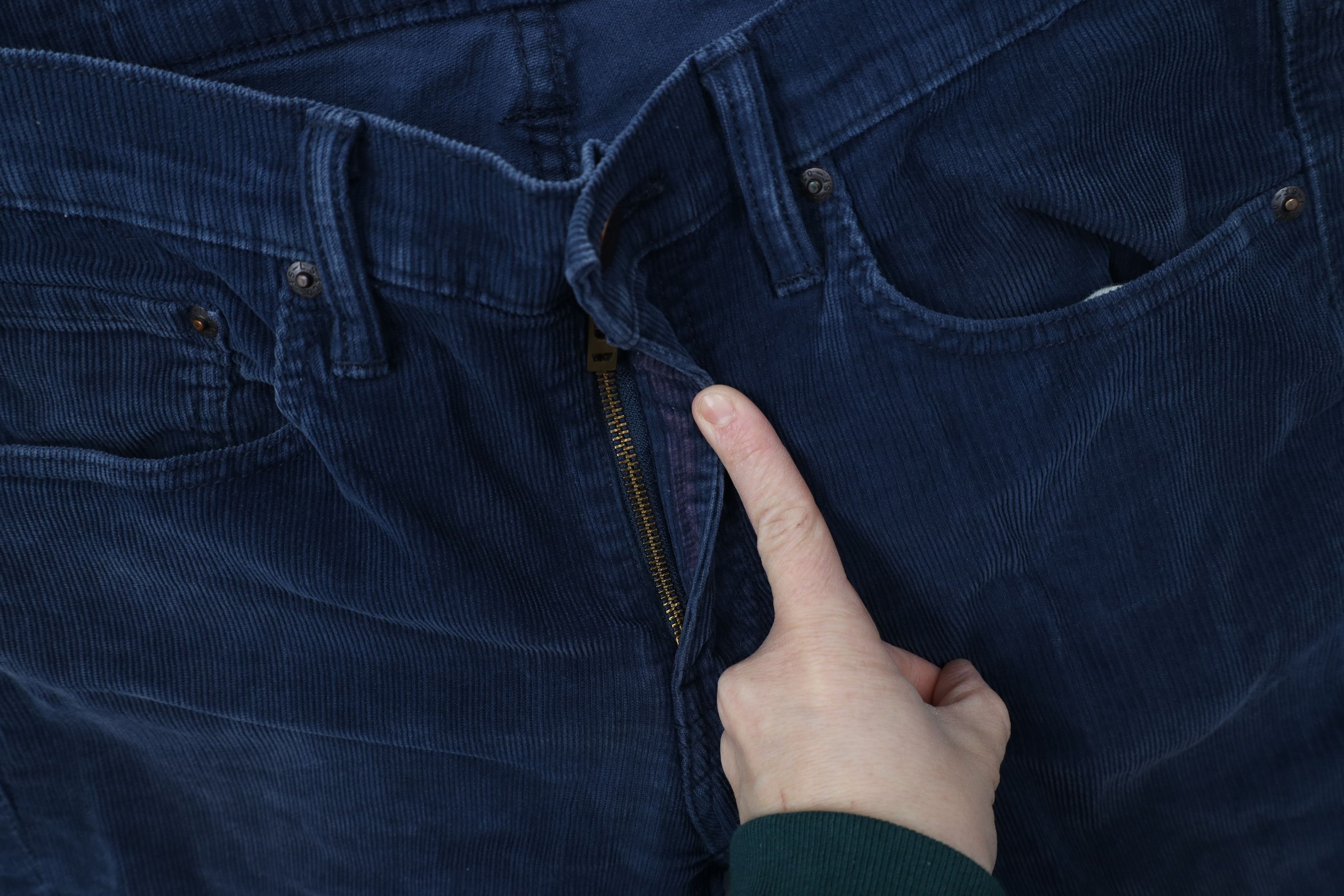 Levi's Vintage Y2K Levis 511 Slim Fit Corduroy Chino Pants Blue Size US 32 / EU 48 - 7 Thumbnail