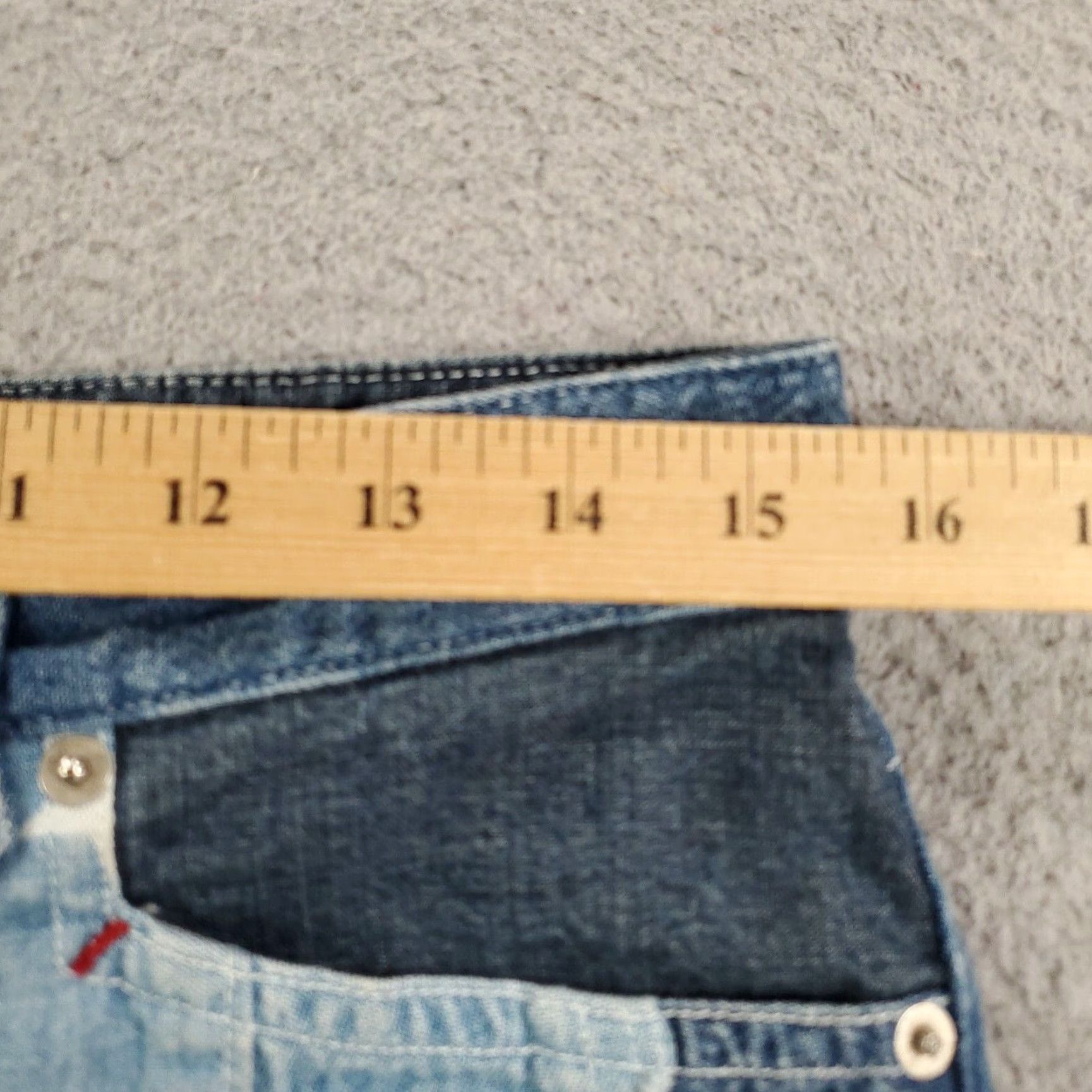 Tommy Hilfiger VINTAGE Tommy Hilfiger Shorts Womens Juniors 7 Blue Denim Casual 90s Flag Patriotic Cut-Off Size 28" / US 6 / IT 42 - 2 Thumbnail