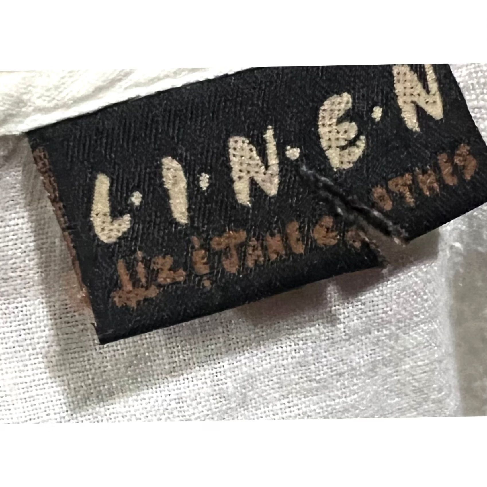 Vintage Liz & Jane Linen Vest Womens Size Small Ivory Ruffle Hem Lagenlook Vest Sleeveless V-Neck Button Blouse Mens Womens Girls Boys Size S / US 4 / IT 40 - 7 Thumbnail
