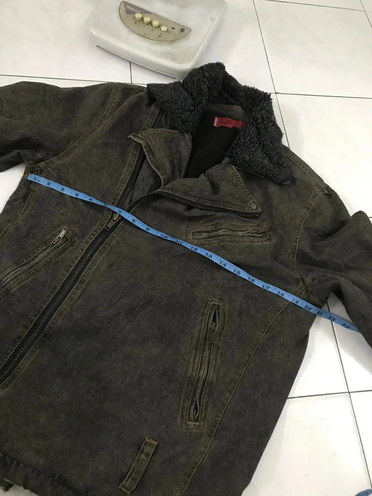 Levi's Vintage Clothing Vintage Levis Denim Sherpa Jacket Size US M / EU 48-50 / 2 - 3 Thumbnail