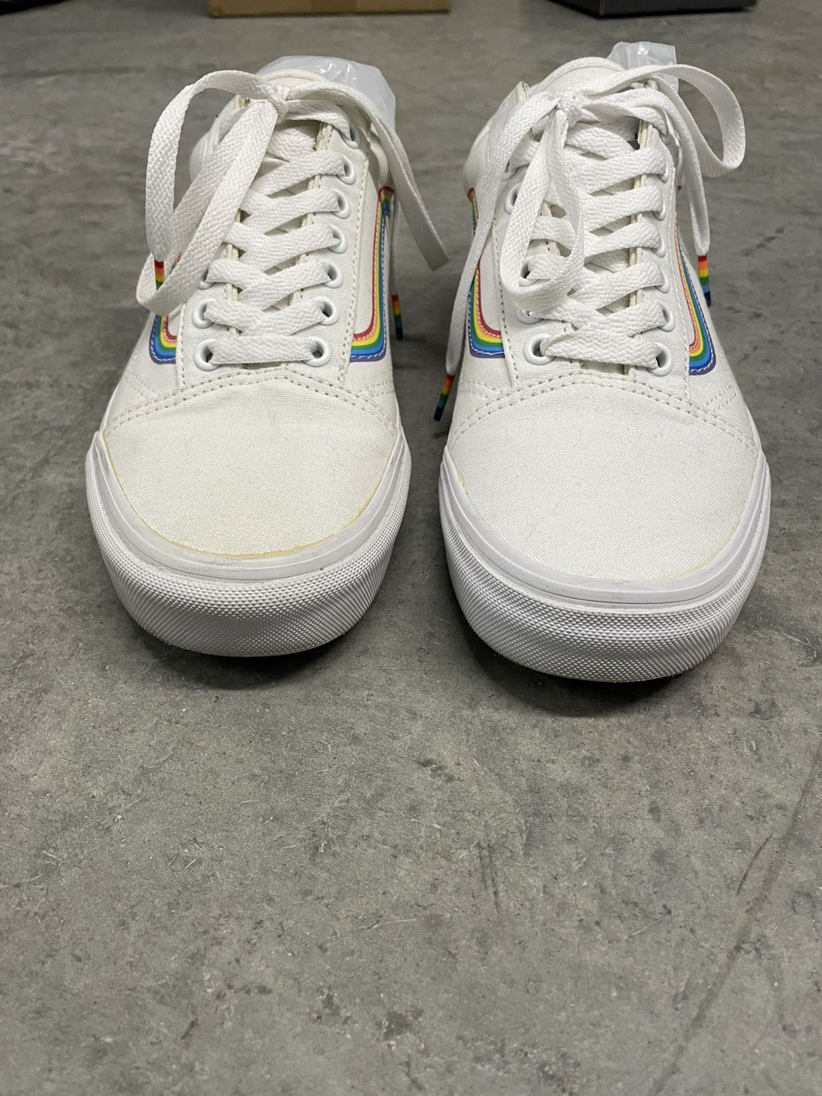 Vans Vans Old Skool True White/Rainbow Size US 8.5 / IT 38.5 - 2 Thumbnail