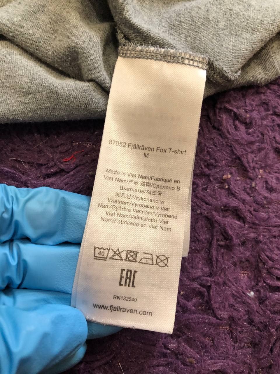 Fjallraven Fjallraven Big Logo vintage t shirt Size US L / EU 52-54 / 3 - 3 Thumbnail