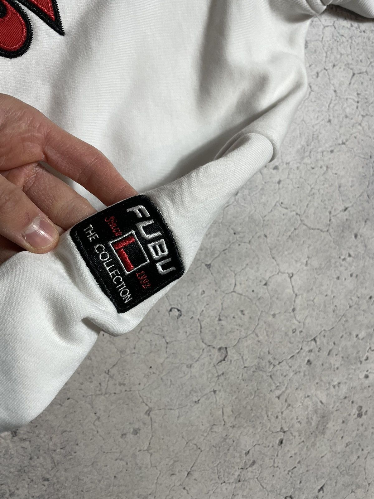 Fubu Vintage Baggy Fubu Hoodie 05 Big Logo White Y2K Size US L / EU 52-54 / 3 - 8 Thumbnail