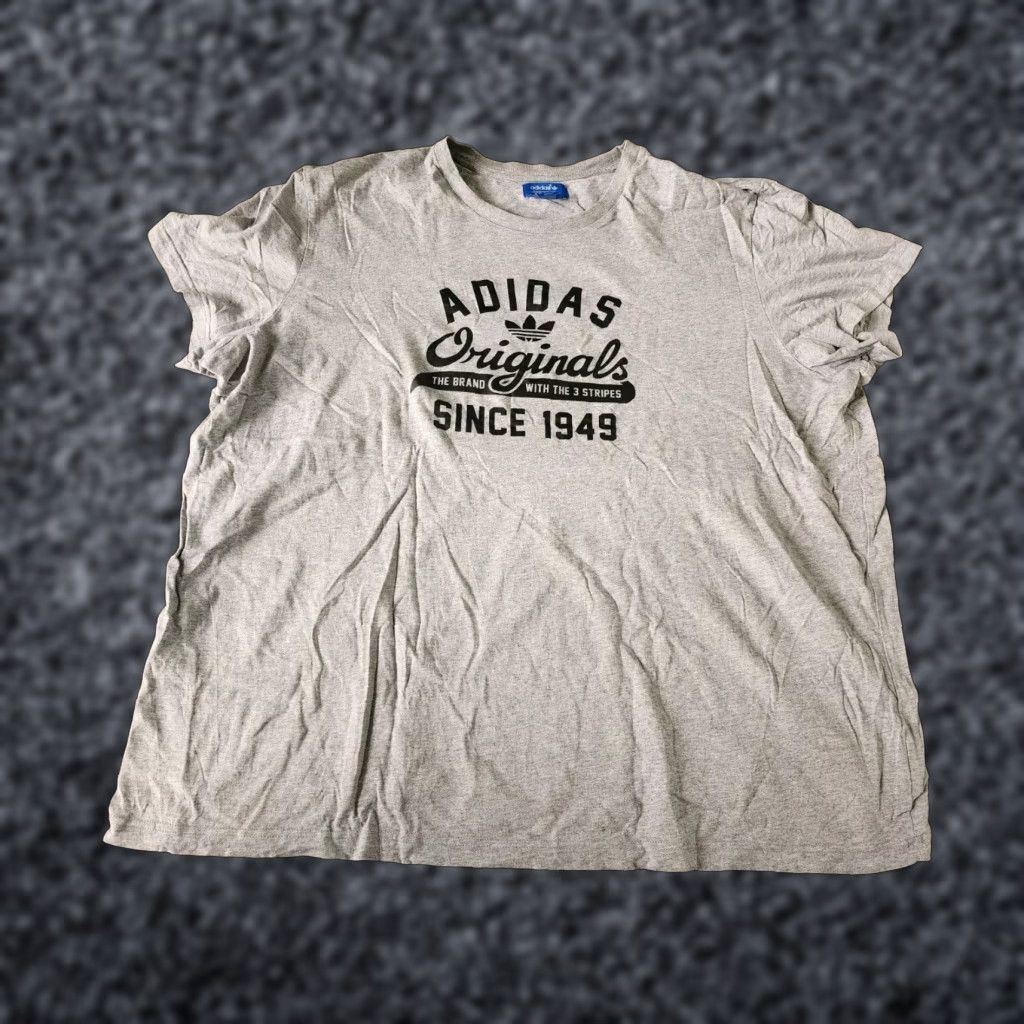Adidas VINTAGE adidas Originals Mens T-Shirt 3XL Cotton Short Sleeve Crew Neck Gray Graphic Summer Men Size US XXL / EU 58 / 5 - 1 Thumbnail