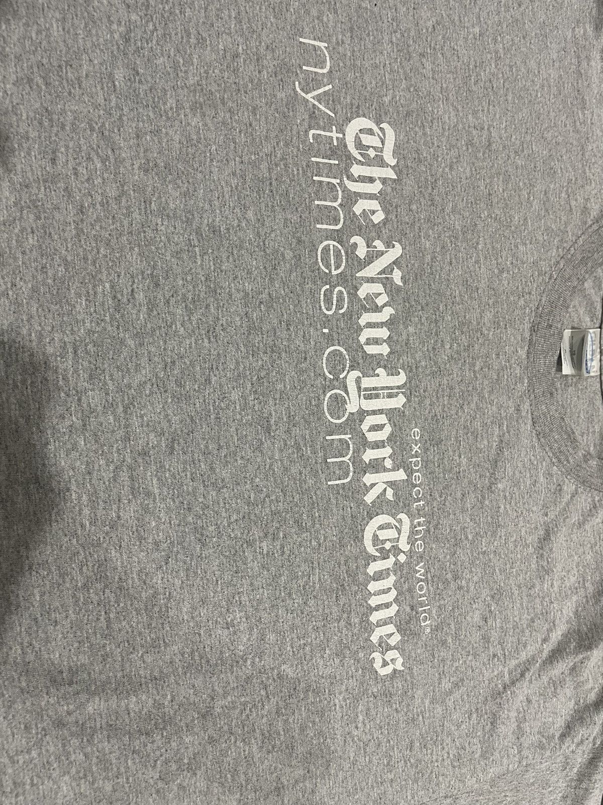 Daily Paper Vintage The New York Times Expect The World Tees Size US XL / EU 56 / 4 - 11 Thumbnail
