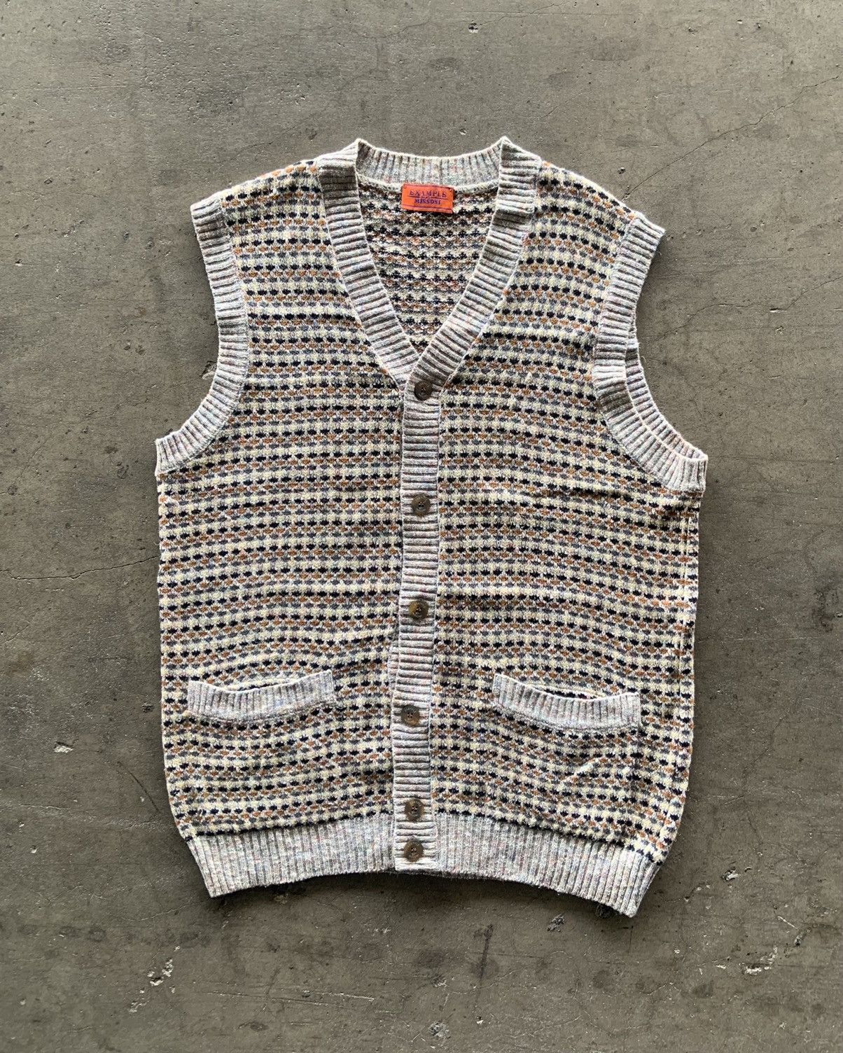 Japanese Brand × Missoni × Vintage Example By Missoni Vest Knitted Made In Italy Size US L / EU 52-54 / 3 - 1 Thumbnail