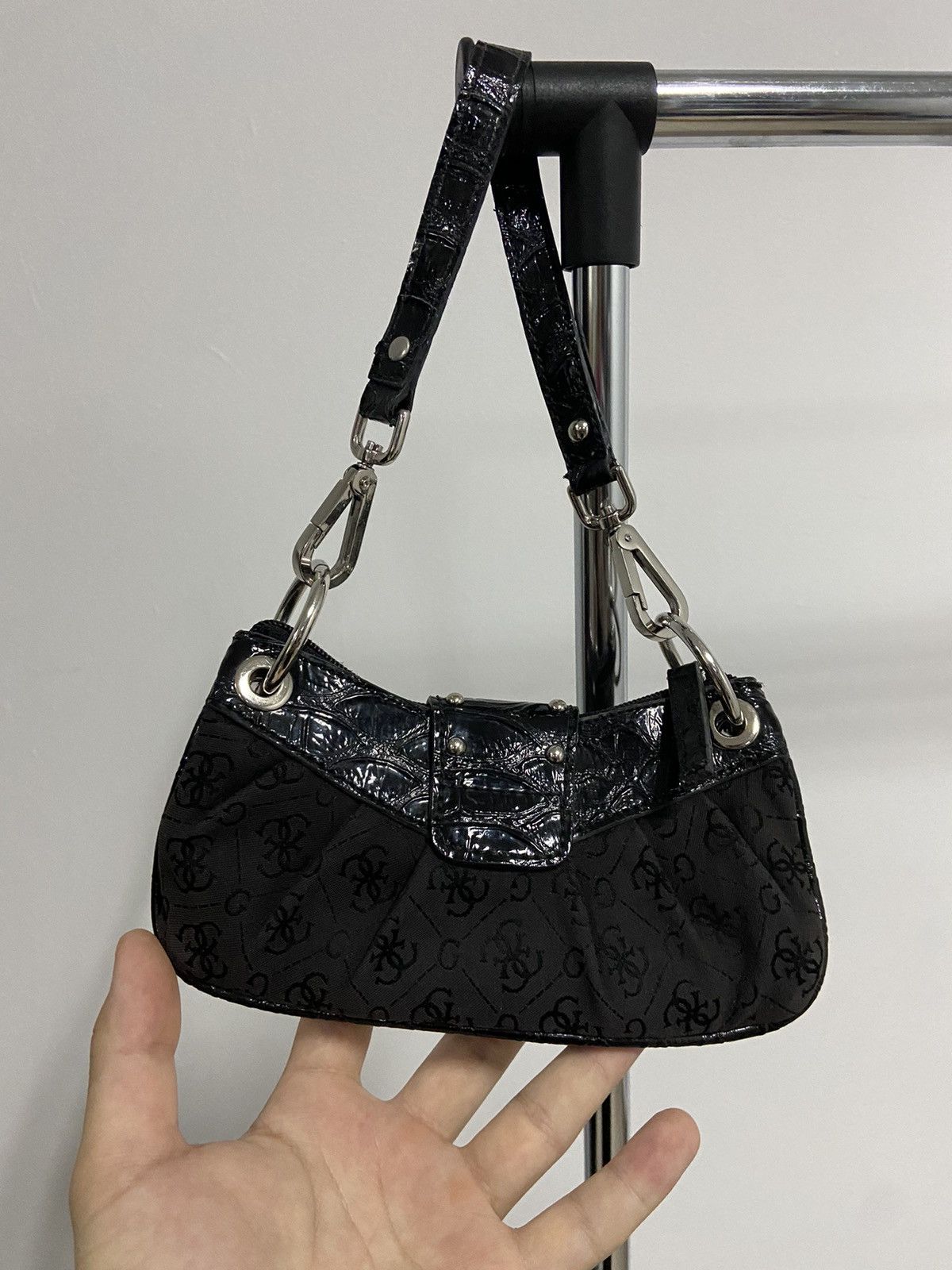 Guess × Vintage Guess Vintage small Bag monogram logo Size ONE SIZE - 4 Thumbnail