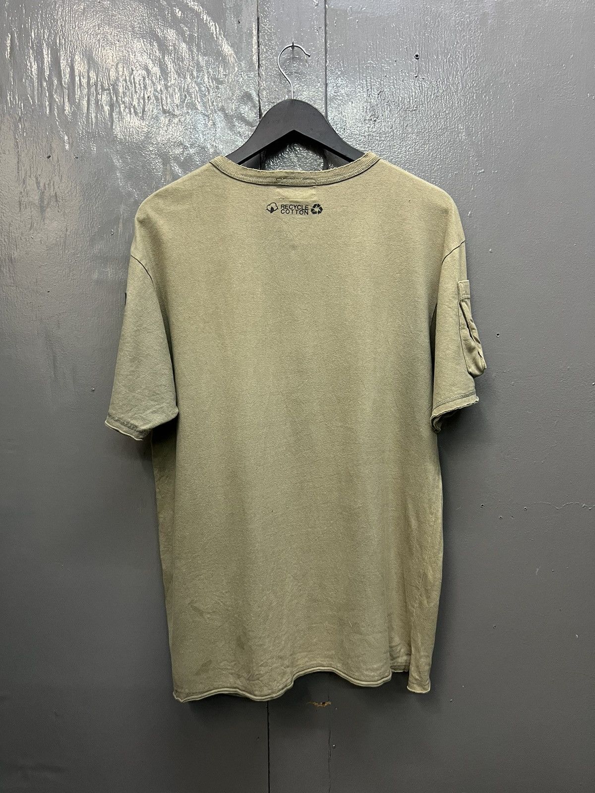Avirex Vintage Avirex Military Tshirt Size US L / EU 52-54 / 3 - 4 Thumbnail