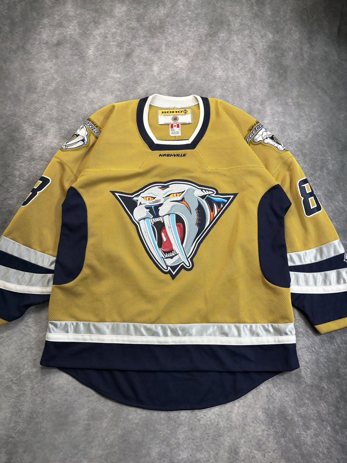 NHL Vintage Nashville Predators Hockey Jersey 2000-01 90s Patch Size US L / EU 52-54 / 3 - 3 Thumbnail