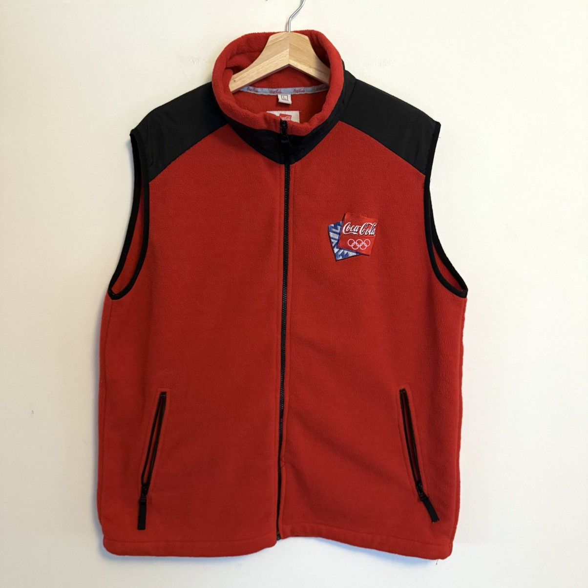 Coca Cola × USA Olympics × Vintage VTG 2002 Olympics Salt Lake City, Utah Coca-Cola Fleece Vest Size US L / EU 52-54 / 3 - 1 Thumbnail