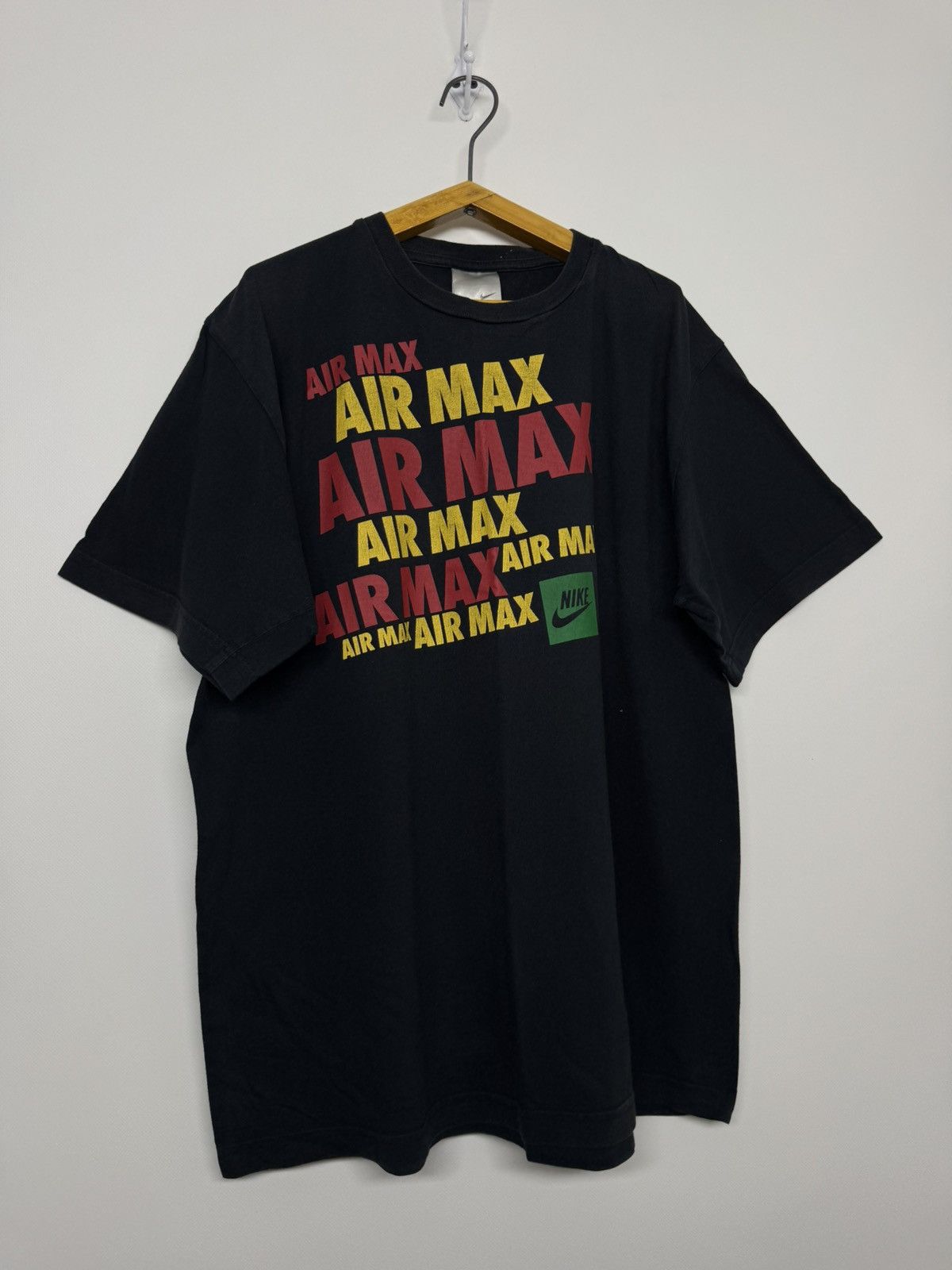 Nike Nike Vintage Tee Air Max Vintage Nike T Shirt logo Size US L / EU 52-54 / 3 - 1 Thumbnail