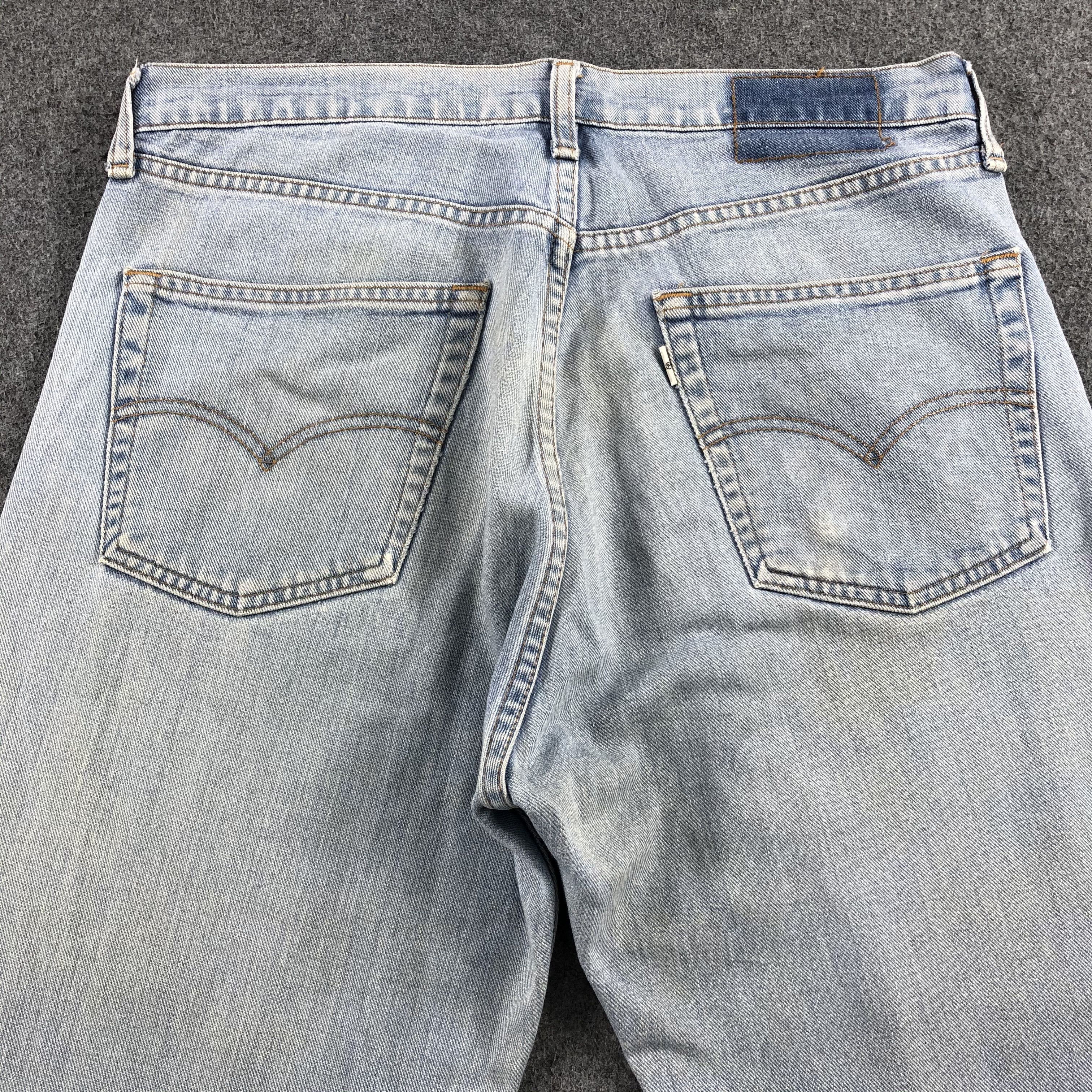 Levi's 90s Vintage Light Wash Levis 512 Jeans-J1740 Size US 32 / EU 48 - 4 Thumbnail