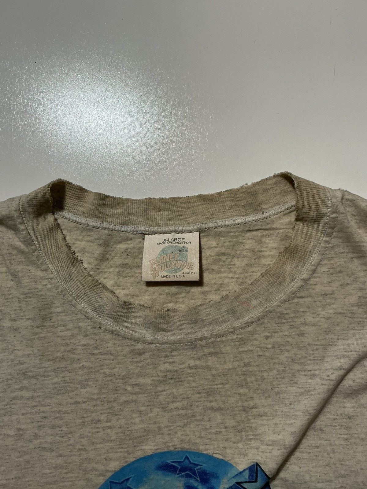 Planet Hollywood Vintage 1991 Planet Hollywood Walt Disney World 25th T-Shirt Size US XL / EU 56 / 4 - 9 Thumbnail