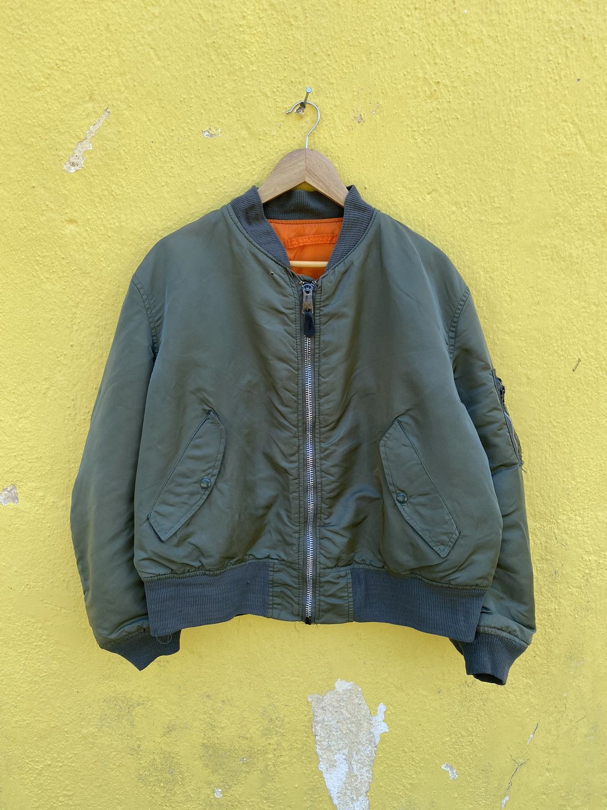 Alpha Industries × Vintage Vintage MA-1 Alpha Industries Bomber jacket Size US L / EU 52-54 / 3 - 8 Thumbnail