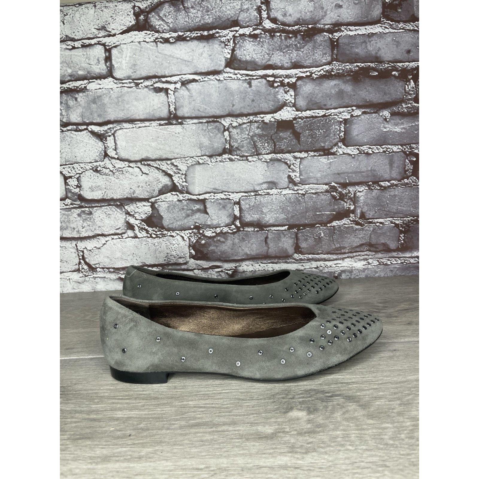 AGLINI AGL Grommet Gray Suede Leather Studded Pointed Toe Flats Wom Size US 7.5 / IT 37.5 - 3 Thumbnail