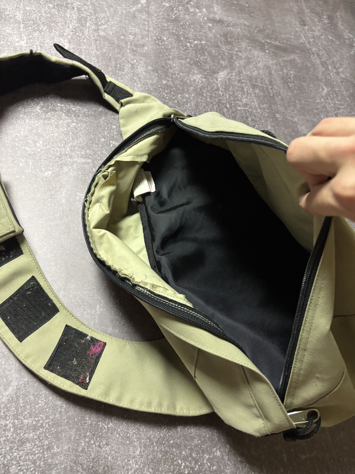 Quiksilver crazy vintage quick silver sling bag y2k surf 90s billabong Size ONE SIZE - 7 Thumbnail