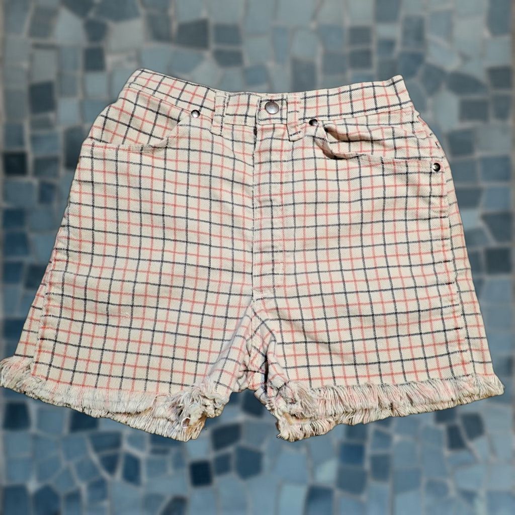 Wrangler VINTAGE Wrangler Women’s Shorts - 9/10 Size, Plaid Denim Cutoff, High Rise, USA Made, 50s 60s Style Size 30" / US 8 / IT 44 - 1 Thumbnail
