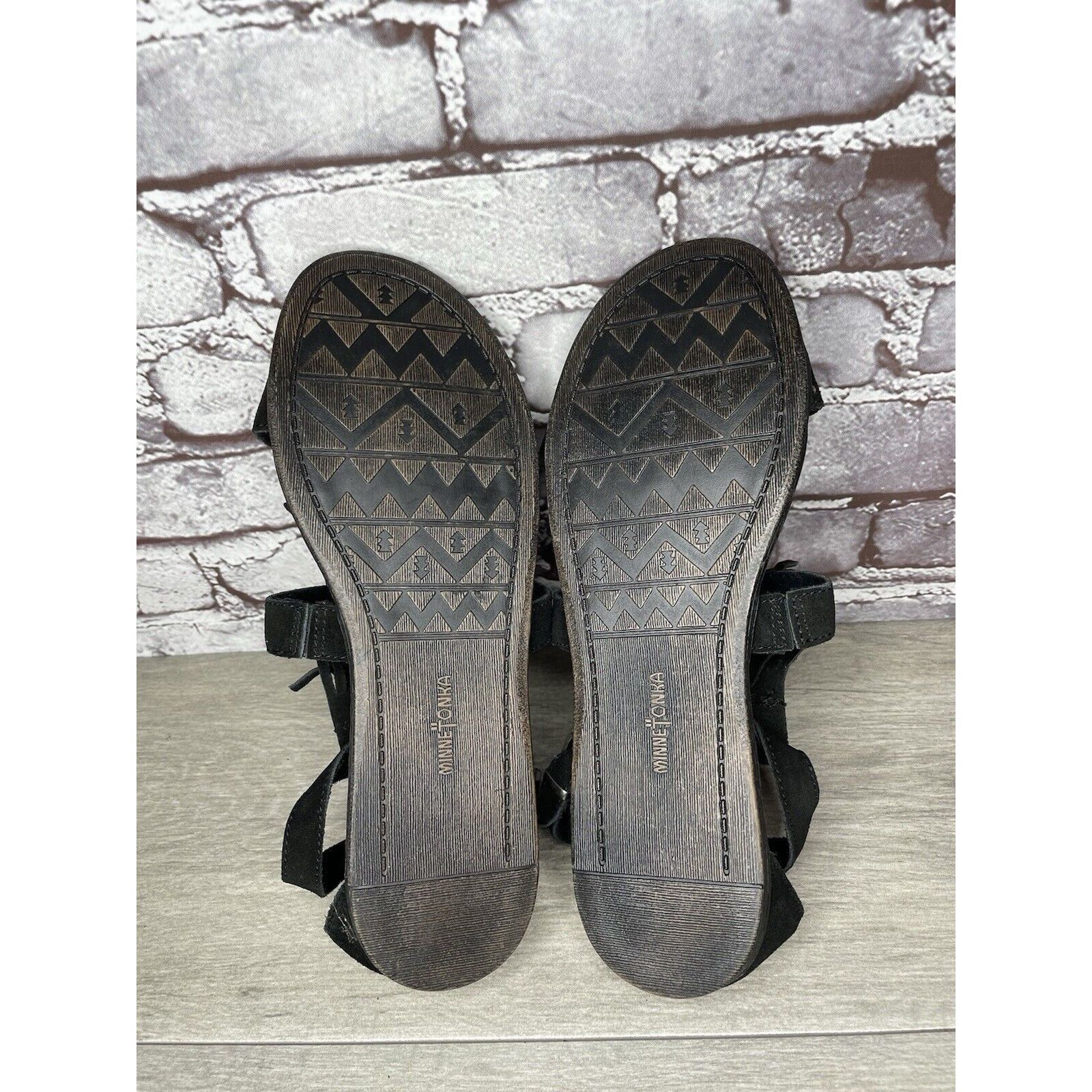 Minnetonka Minnetonka Maui 71302 Black Suede Leather Ankle Strap Flats Size US 10 / IT 40 - 16 Thumbnail