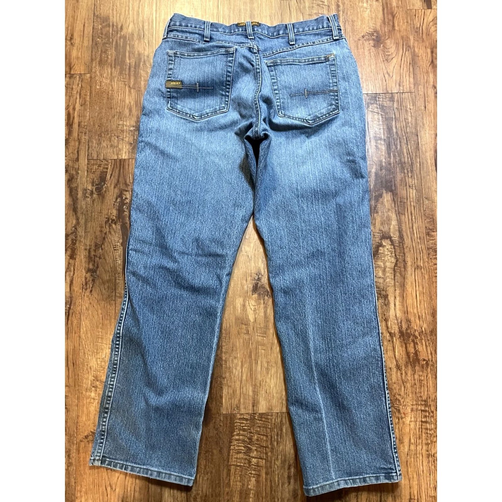 Ariat Ariat Jeans M3 33x32 Mens Straight Lightweight Denim 5-Pocket Blue Cotton Relaxed Cowboy Vintage: No Size US 33 - 6 Thumbnail