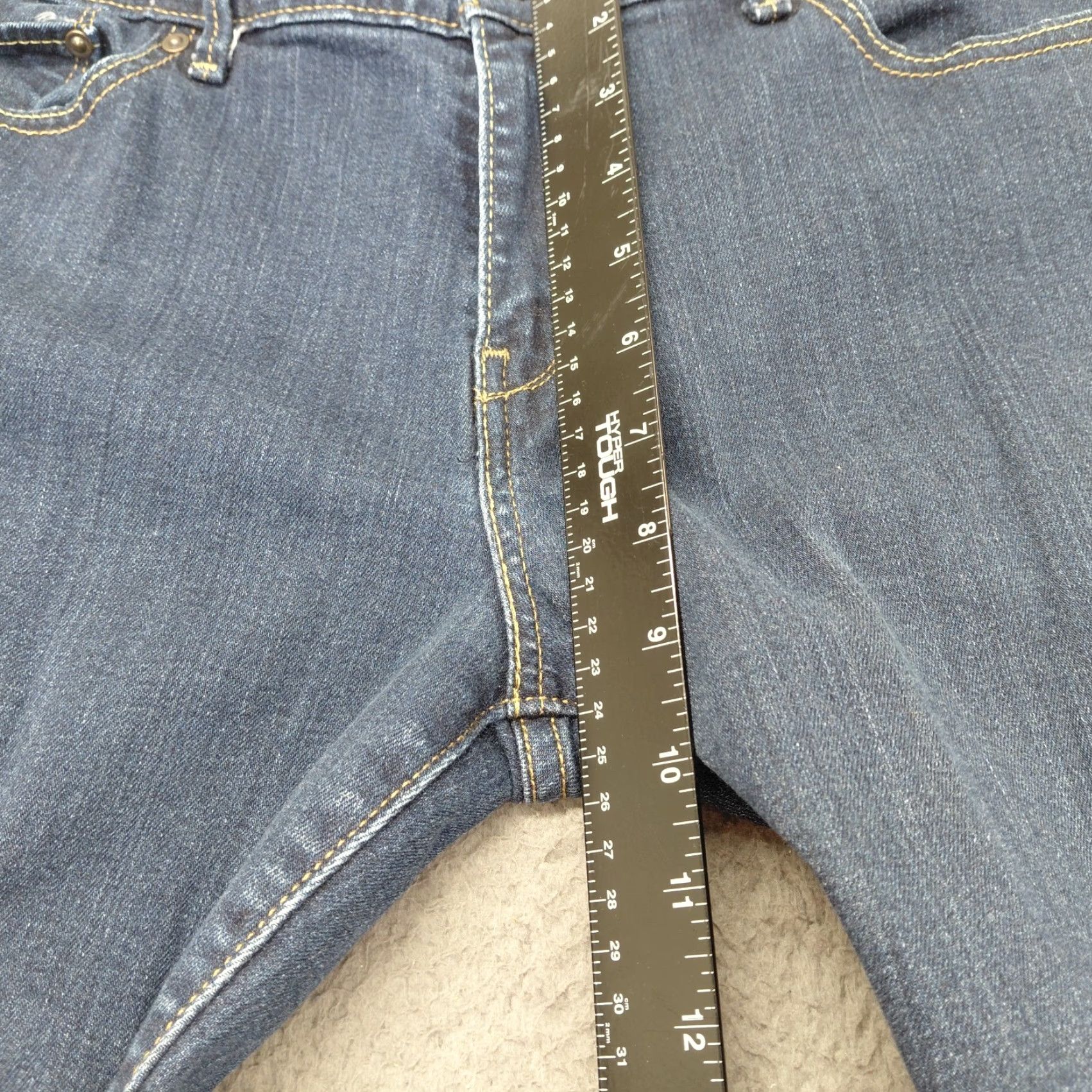 Levi's Levi’s Jeans Women 14/32 Slim Leg Blue Denim 5-Pocket Classic Rise Stretch Medium Wash Denim Jeans - Regular Size Type Size 36" / US 14 / IT 50 - 6 Thumbnail