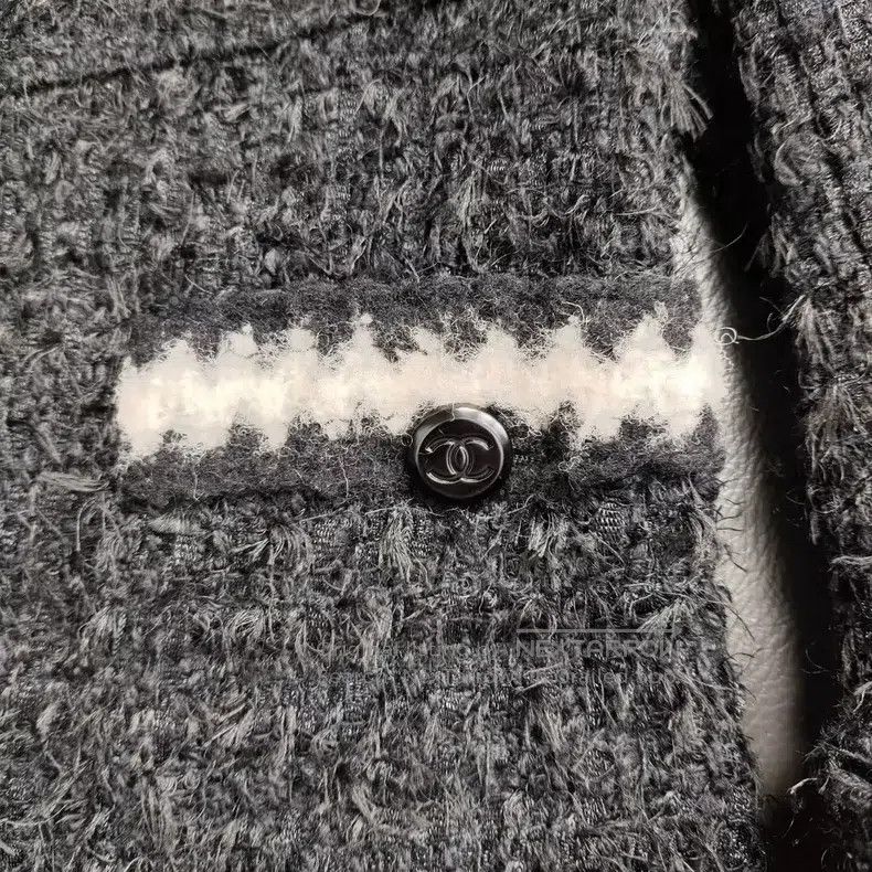 Chanel Chanel Cardigan coat Size XS / US 0-2 / IT 36-38 - 4 Thumbnail