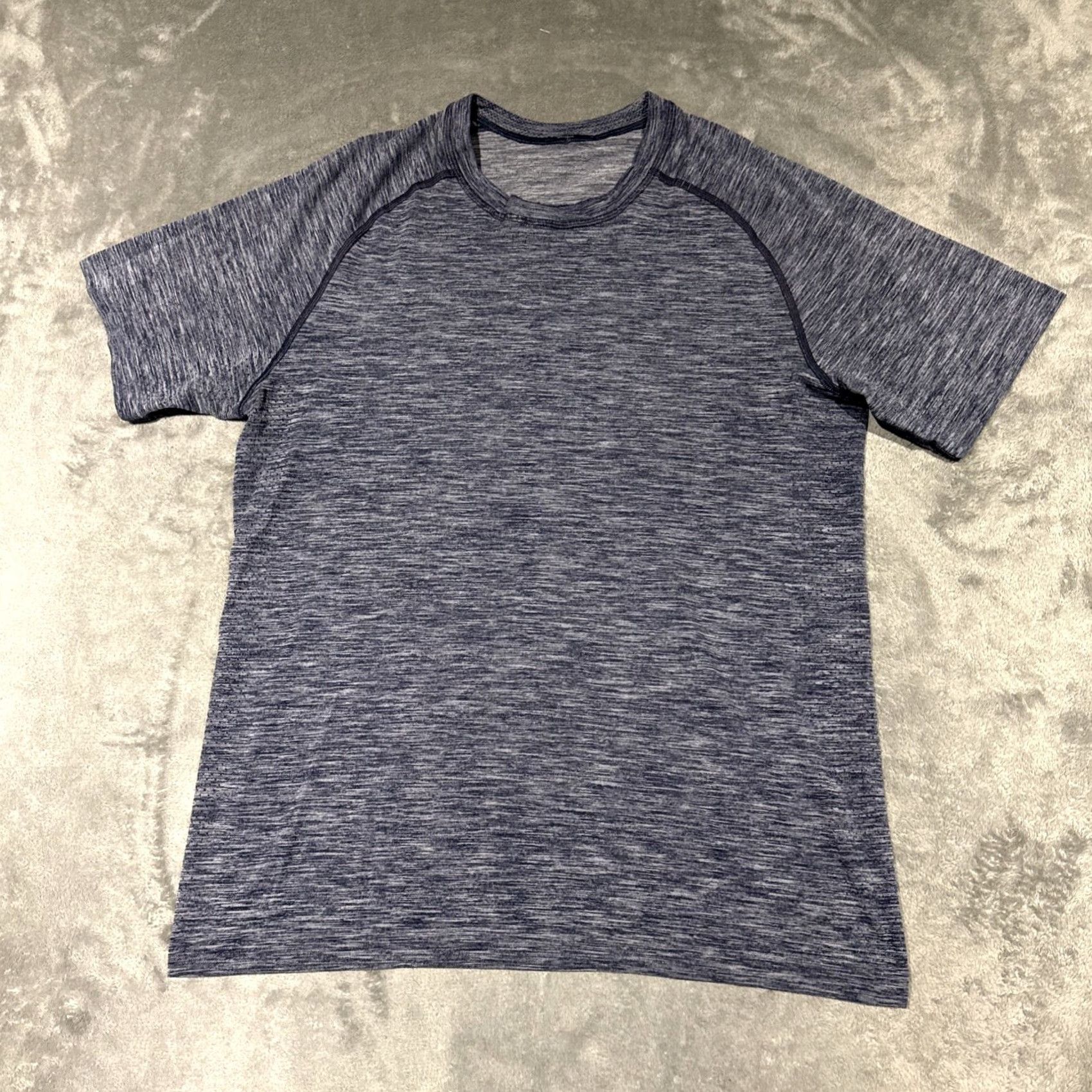 Lululemon Lululemon Metal Vent Tech Shirt Men M Blue Tee Performance Gym Cross Training Running & Jogging Short Sleeve Crew Neck Logo Solid Regular Fit Size US M / EU 48-50 / 2 - 2 Thumbnail