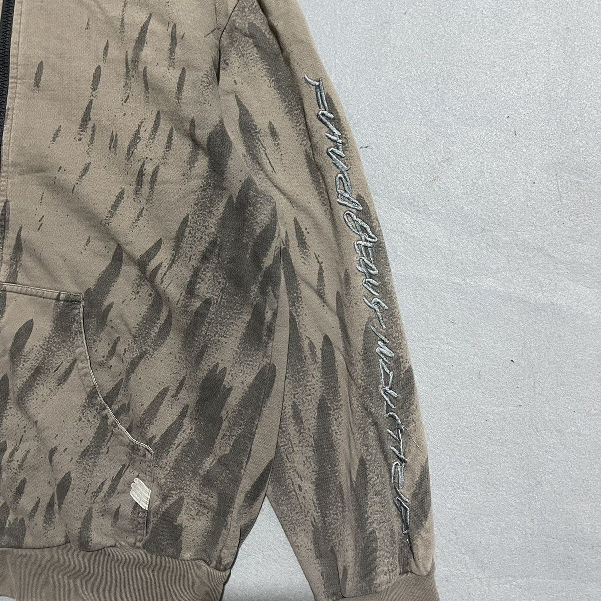 Futura Vintage Futura Laboratories Jeans Industries Zip-Up Hoodie Size US L / EU 52-54 / 3 - 5 Thumbnail