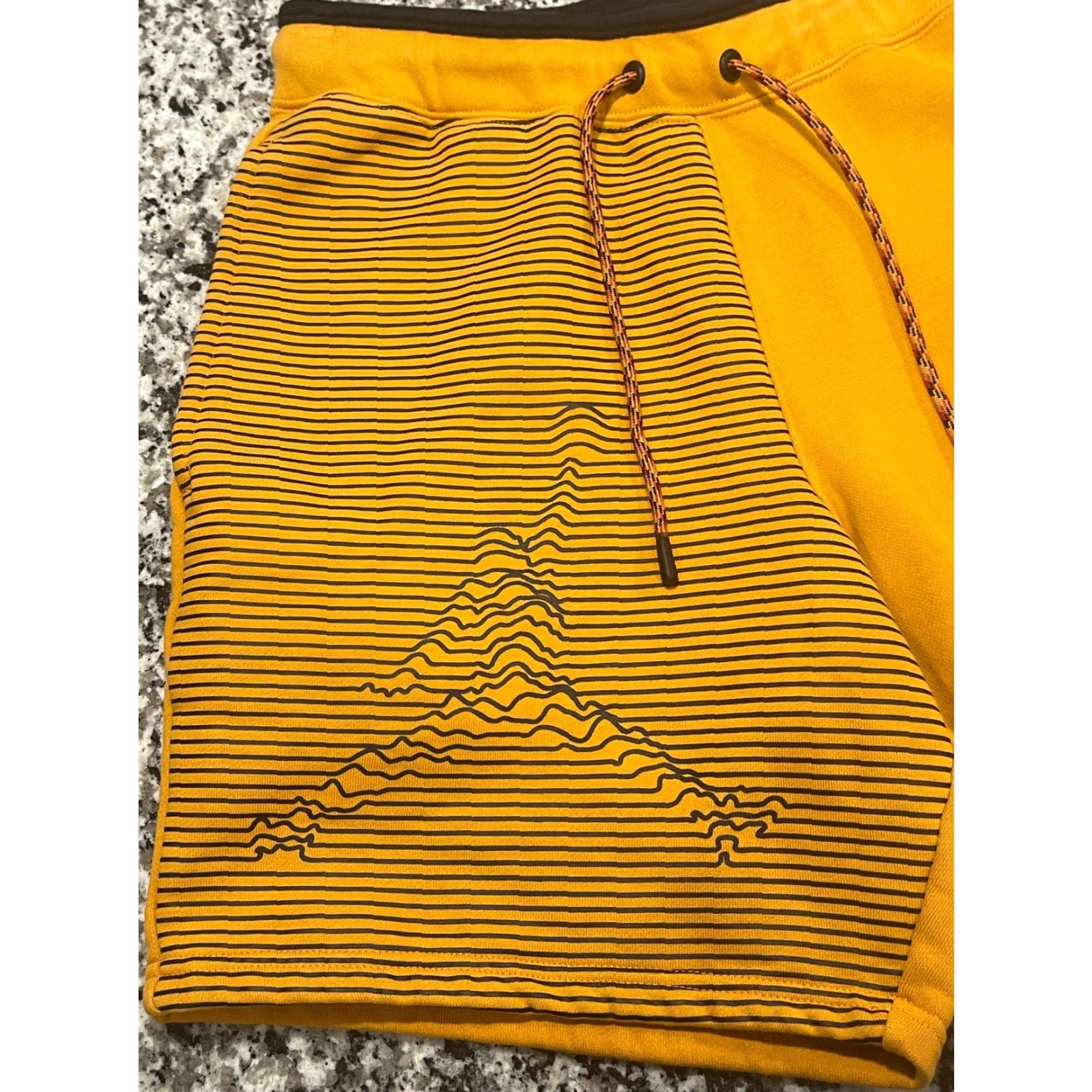 Jordan Brand Jordan Active Jumpman Men's Topography Fleece Shorts Small NWOT Size US 29 - 4 Thumbnail