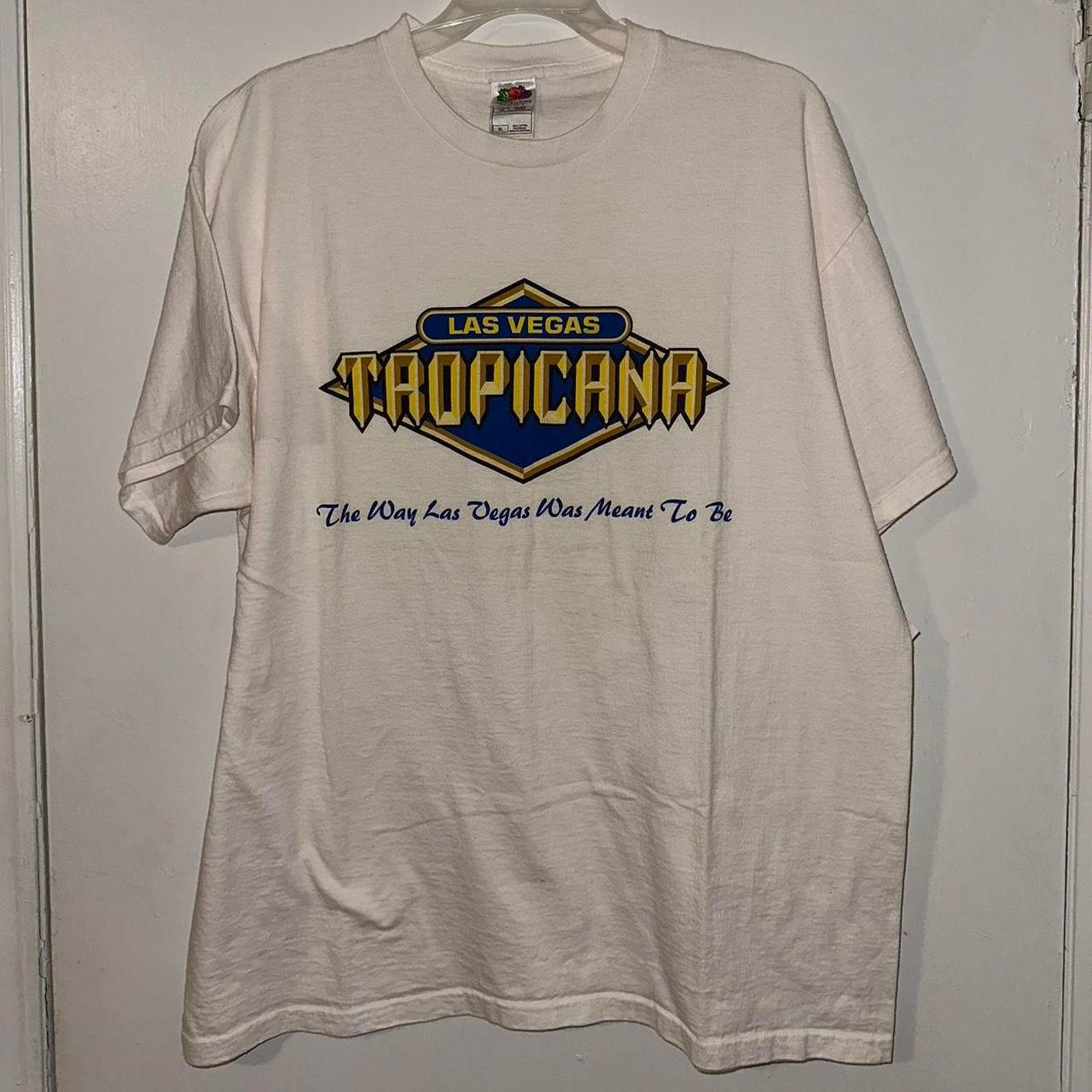 Fruit Of The Loom Vintage Las Vegas Tropicana T Shirt RIP Tropicana size XL Size US XL / EU 56 / 4 - 1 Thumbnail