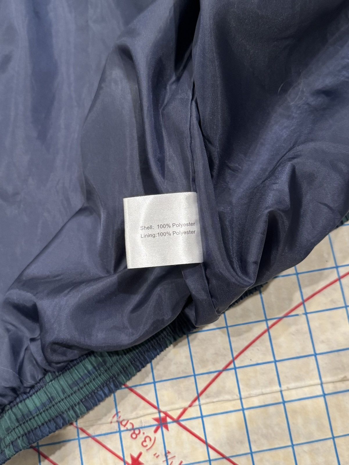 Vintage Vintage St Andrews Old Course Full Zip Black Watch Tartan Size US L / EU 52-54 / 3 - 9 Thumbnail