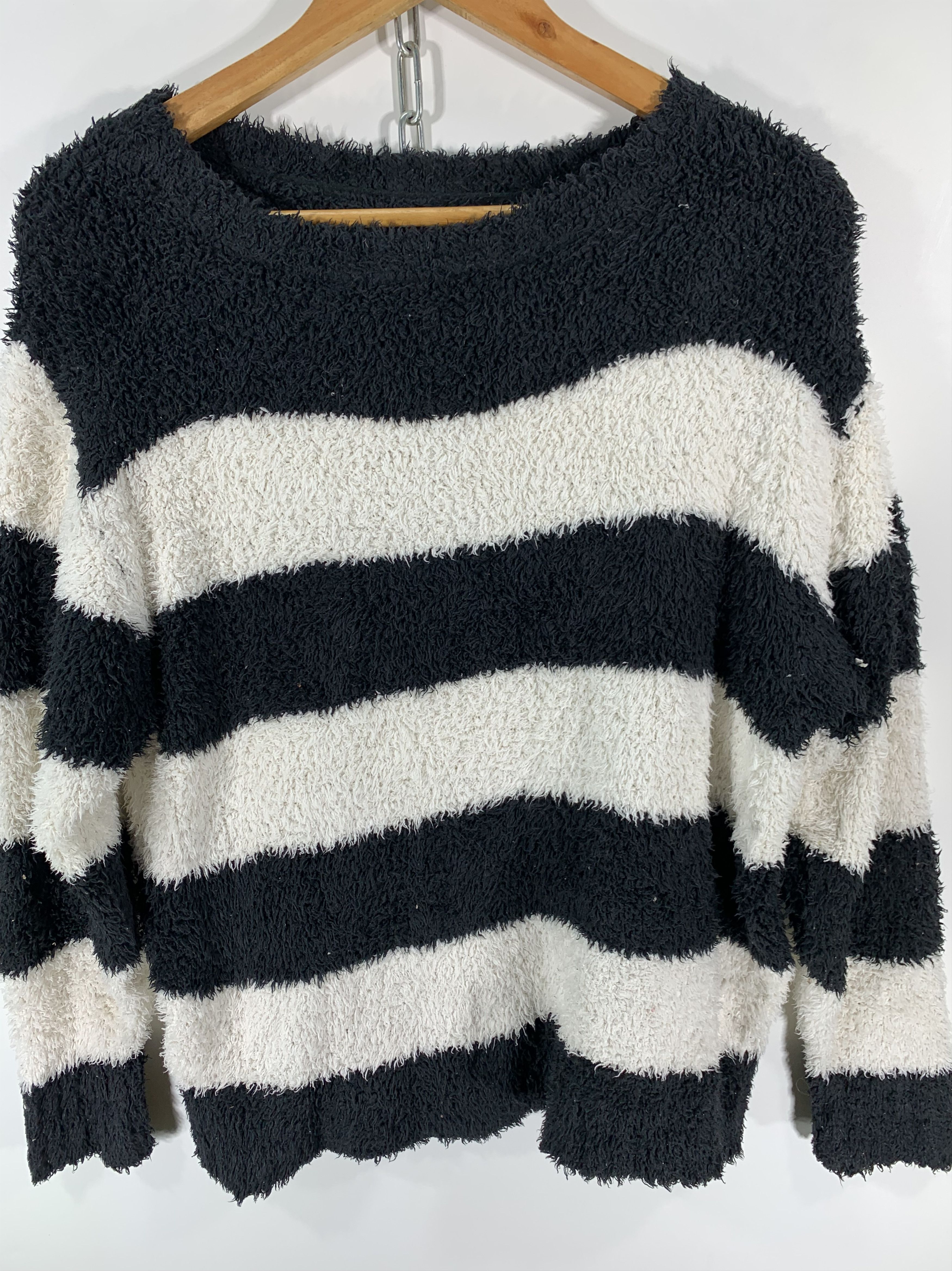 Japanese Brand ⚡️Stripe fleece sweater Size US M / EU 48-50 / 2 - 2 Thumbnail