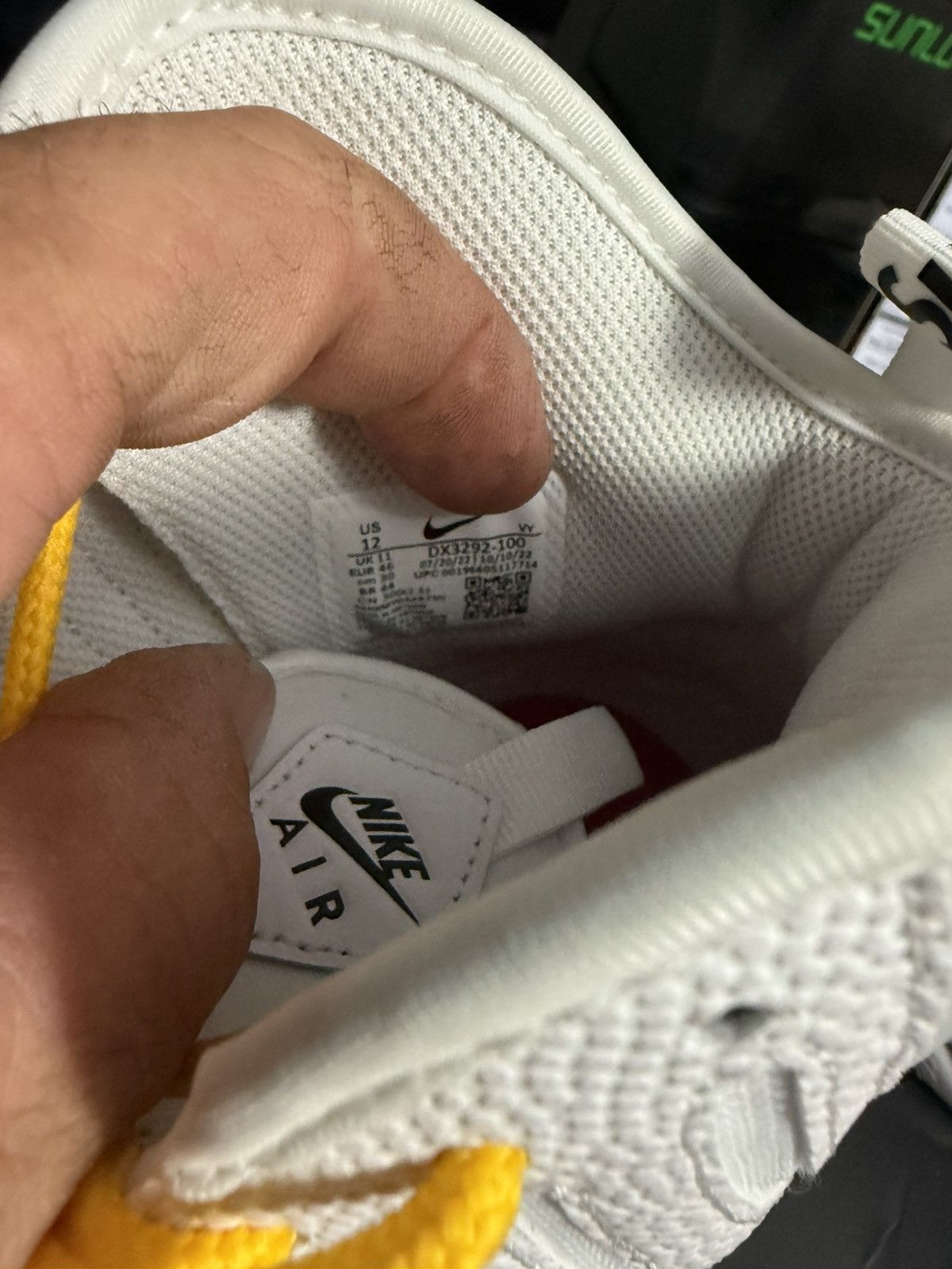Nike × Supreme Nike supreme air bakin Size US 12 / EU 45 - 6 Thumbnail