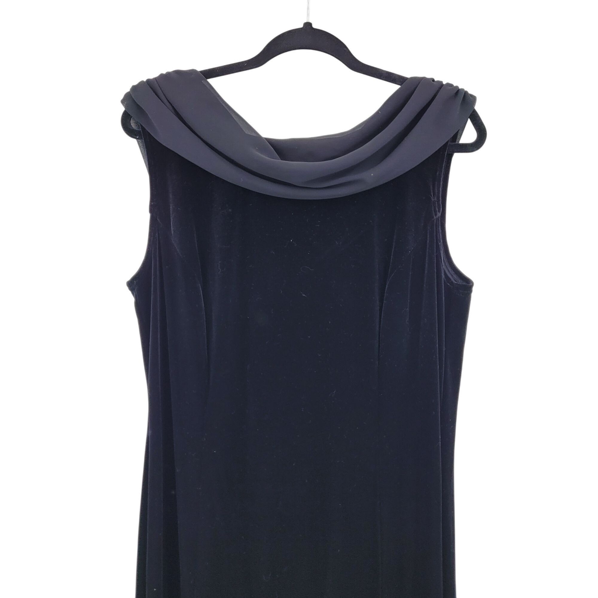 Vintage Vntage Black Velour Stretch Gown Sz 18 Scoop Back Jeweled Pl Size XXL / US 16-18 / IT 52-54 - 4 Thumbnail