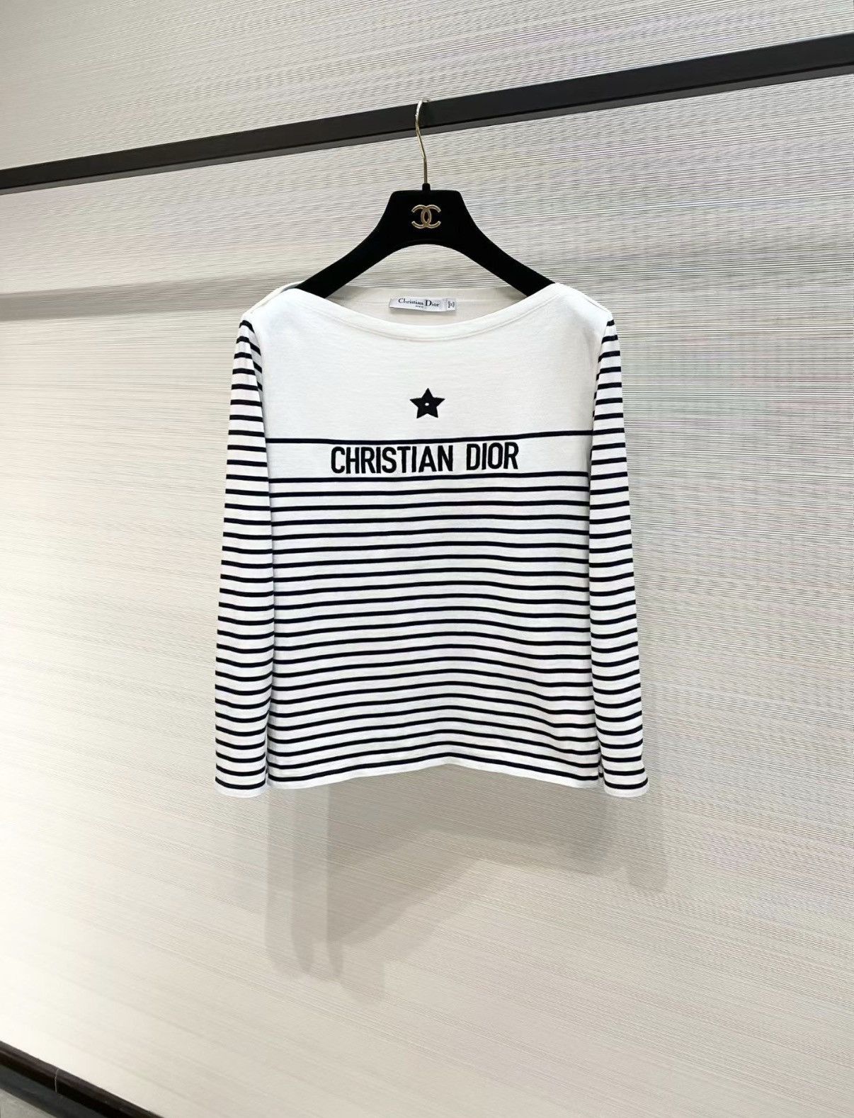 Dior Dior Striped Star Off-the-Shoulder Long Sleeve Top J33 Size S / US 4 / IT 40 - 1 Thumbnail