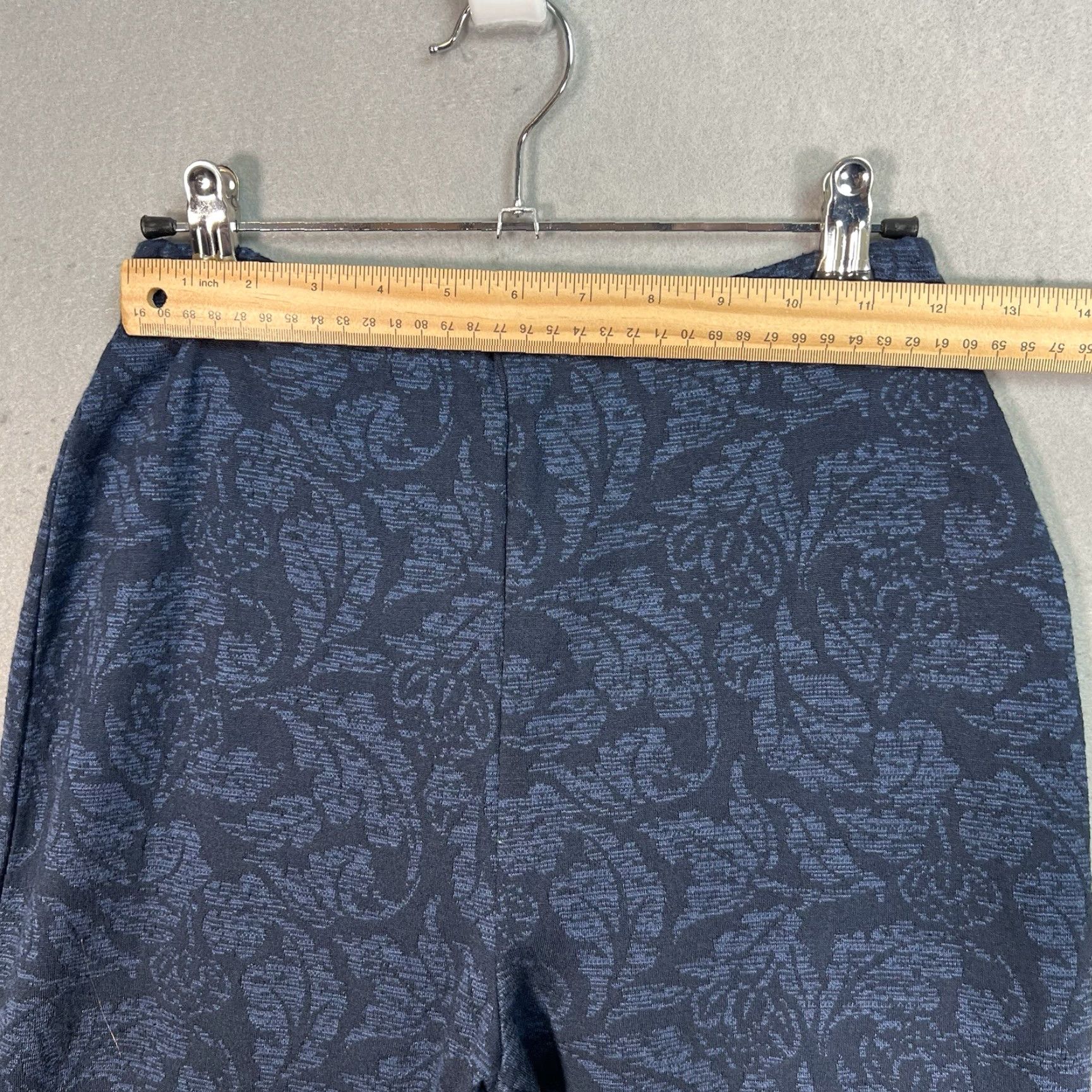 Urban Outfitters VINTAGE Urban Outfitters Floral Flare Leg Pants Womens M Blue Straight Fit Size 32" / US 10 / IT 46 - 3 Thumbnail