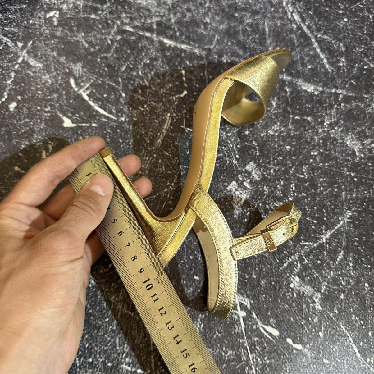 Lauren Ralph Lauren Lauren Ralph Lauren Women’s Gold Heels 6.5 US 37 EU Size US 7 / IT 37 - 13 Thumbnail