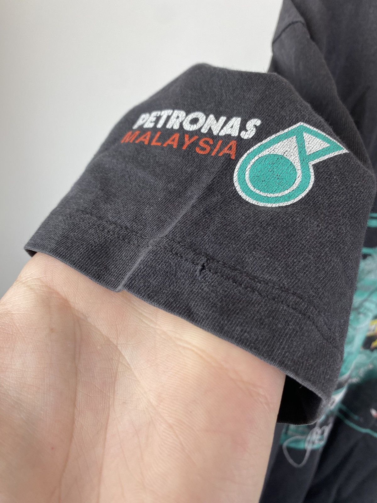 Vintage 🔥Vntg Petronas Foggy Racing Bike Logo Washed Faded Tee rare Size US M / EU 48-50 / 2 - 10 Thumbnail
