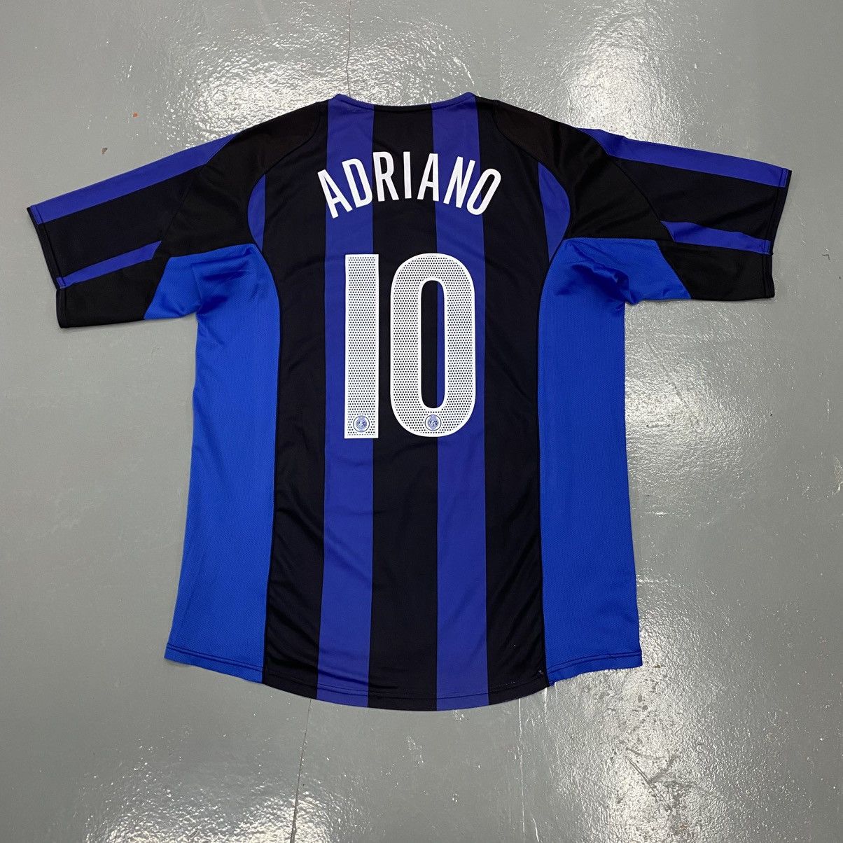 Nike Vintage 2004/2005 Inter Milan Fc Jersey Nike T90 Adriano Size US XL / EU 56 / 4 - 1 Thumbnail