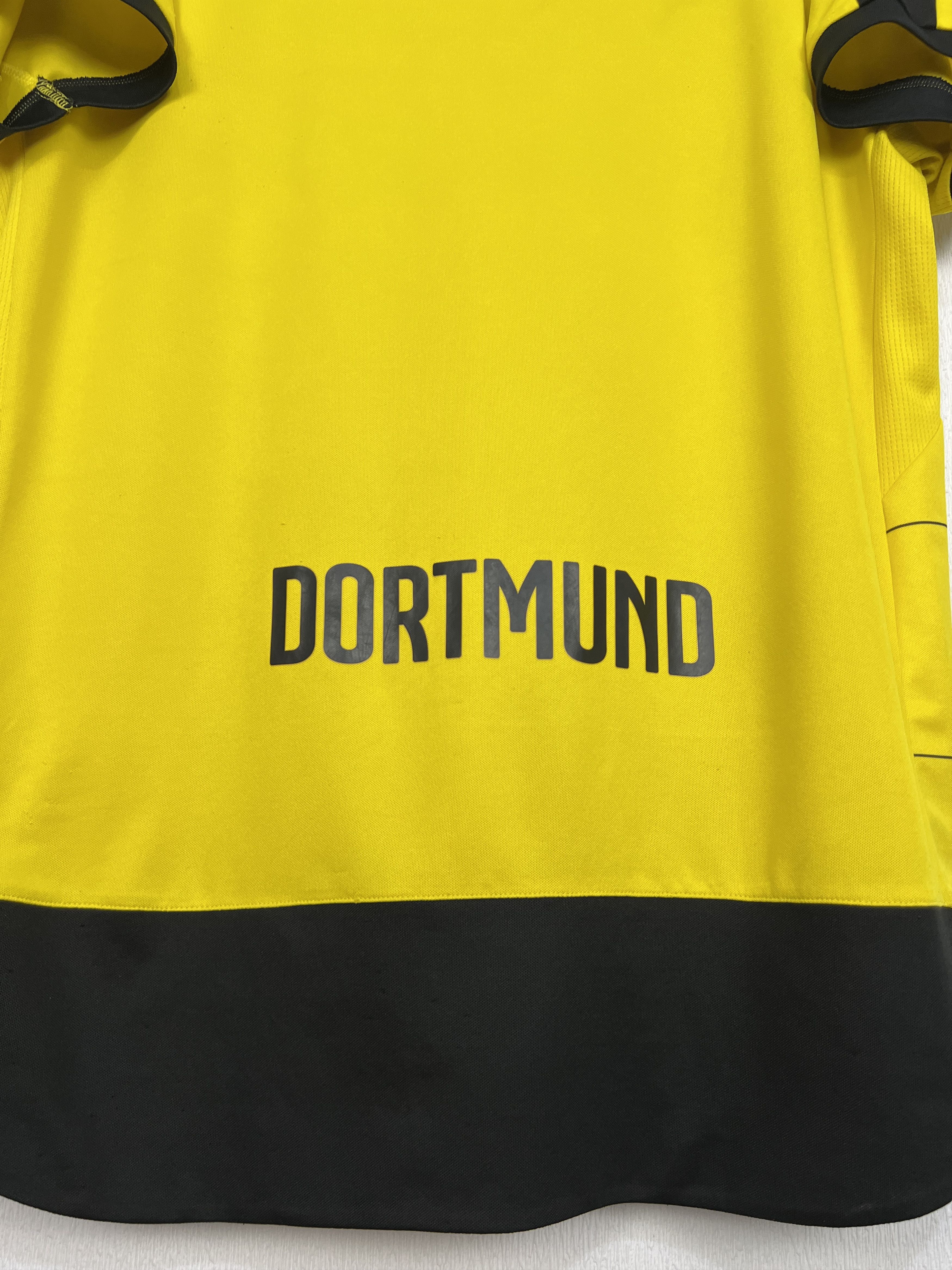 Puma Borussia Dortmund Home football shirt 2015 Soccer Puma Size US XL / EU 56 / 4 - 14 Thumbnail
