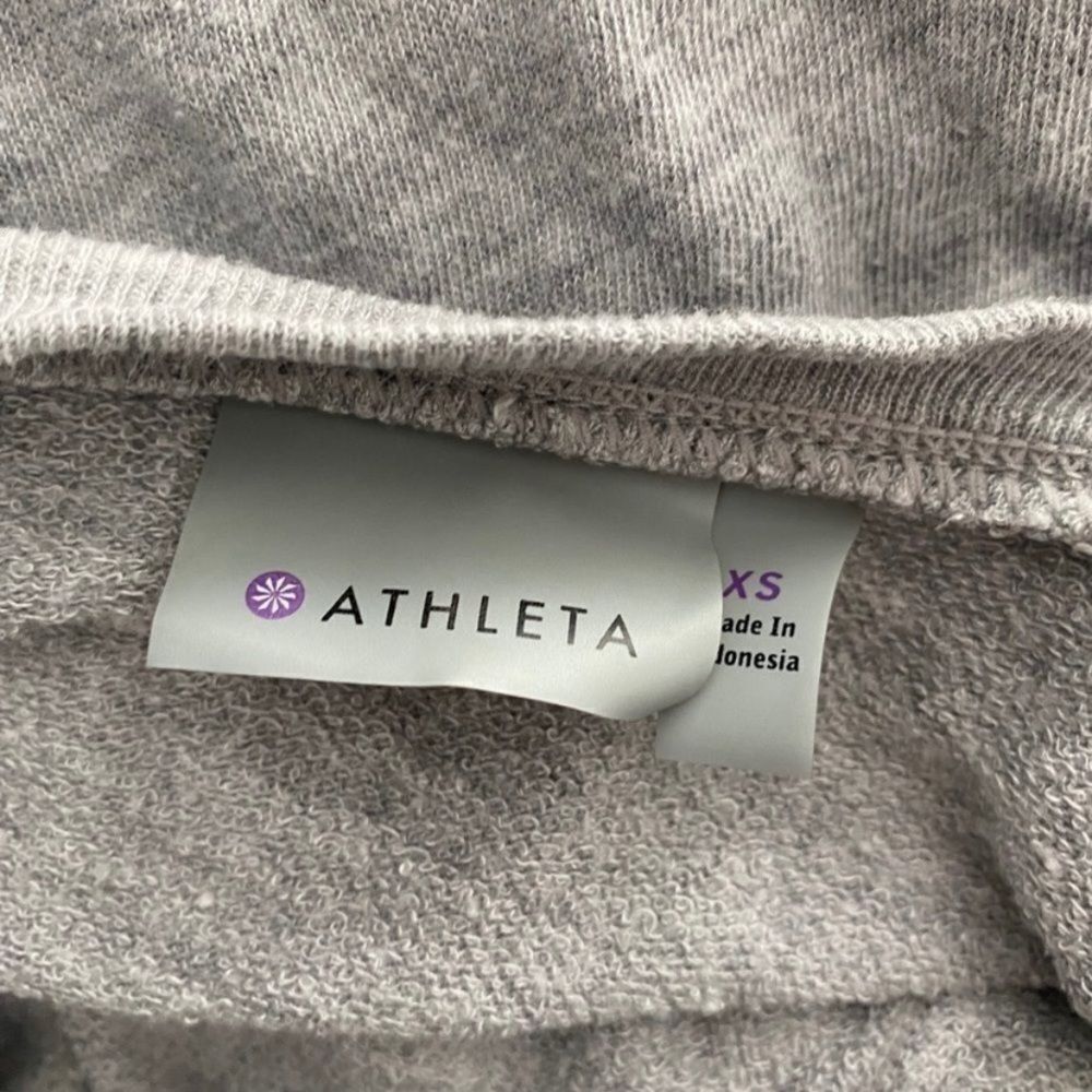 Athleta Athleta Gray Pullover Sweatshirt Size XS Long Sleeve Crewnec Size XS / US 0-2 / IT 36-38 - 4 Thumbnail