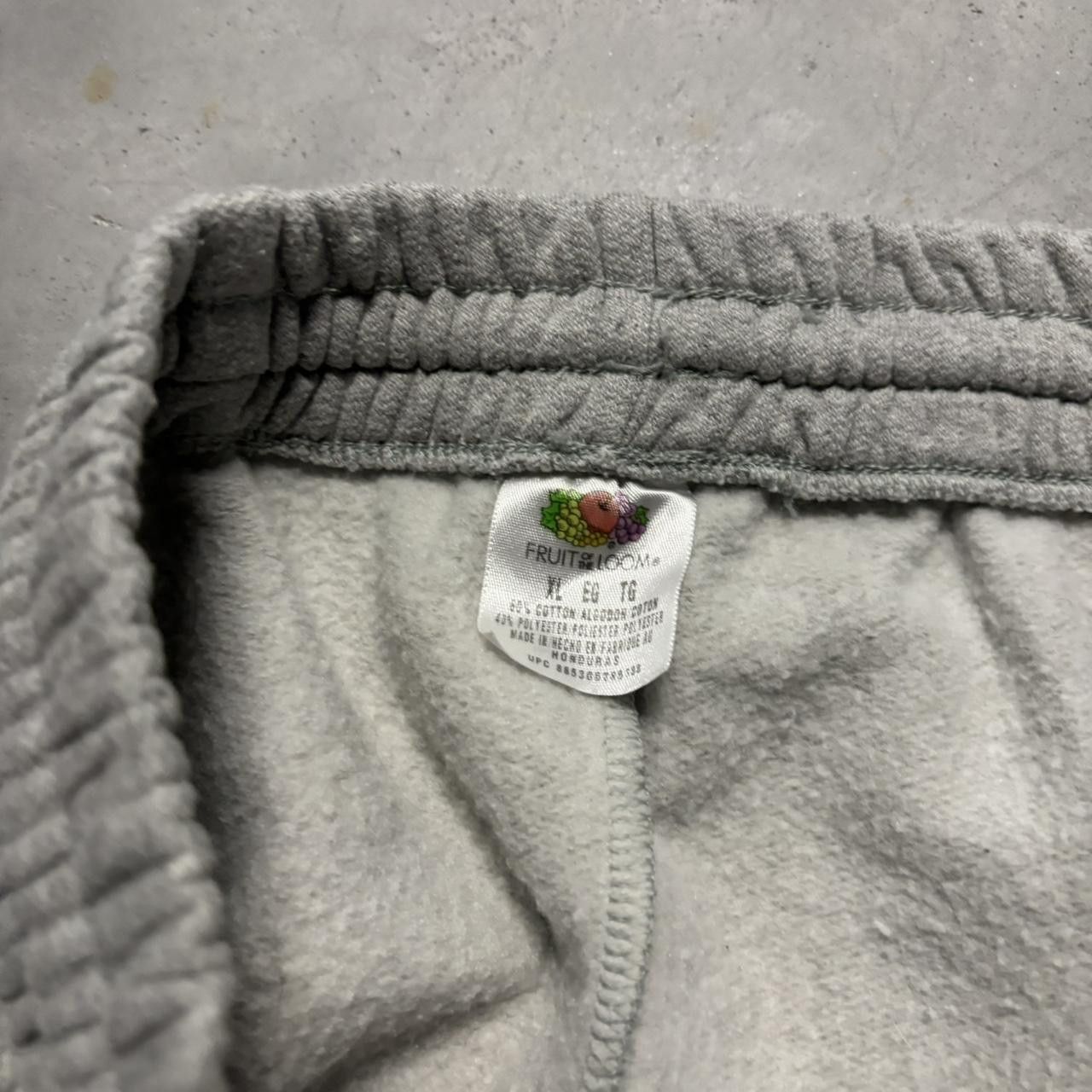 Japanese Brand × Vintage Crazy Vintage Y2K/2000s Baggy Light Grey Skater Essential Sweatpants! Size US 34 / EU 50 - 8 Thumbnail