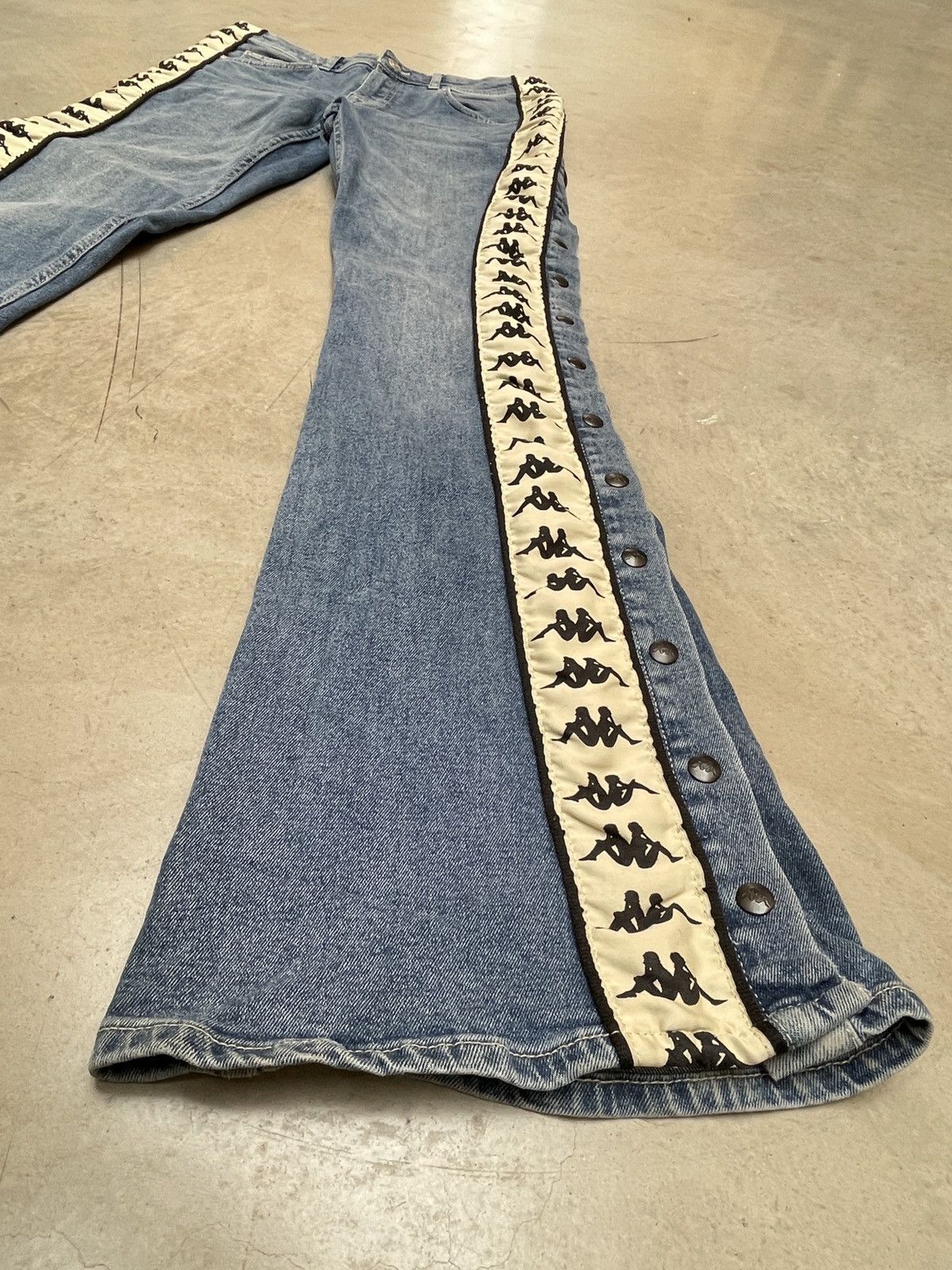 Kappa 🔥 Kappa Side Tape Snap Jeans Y2K Flare Bootcut S Size 30" / US 8 / IT 44 - 11 Thumbnail