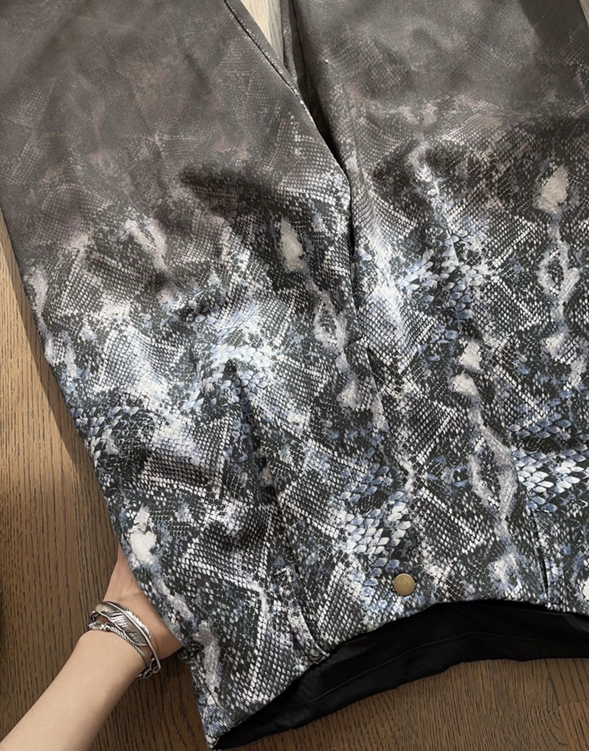 Japanese Brand × Vintage Avant garde punk snake print gradient effect baggy pants Size US 32 / EU 48 - 8 Thumbnail