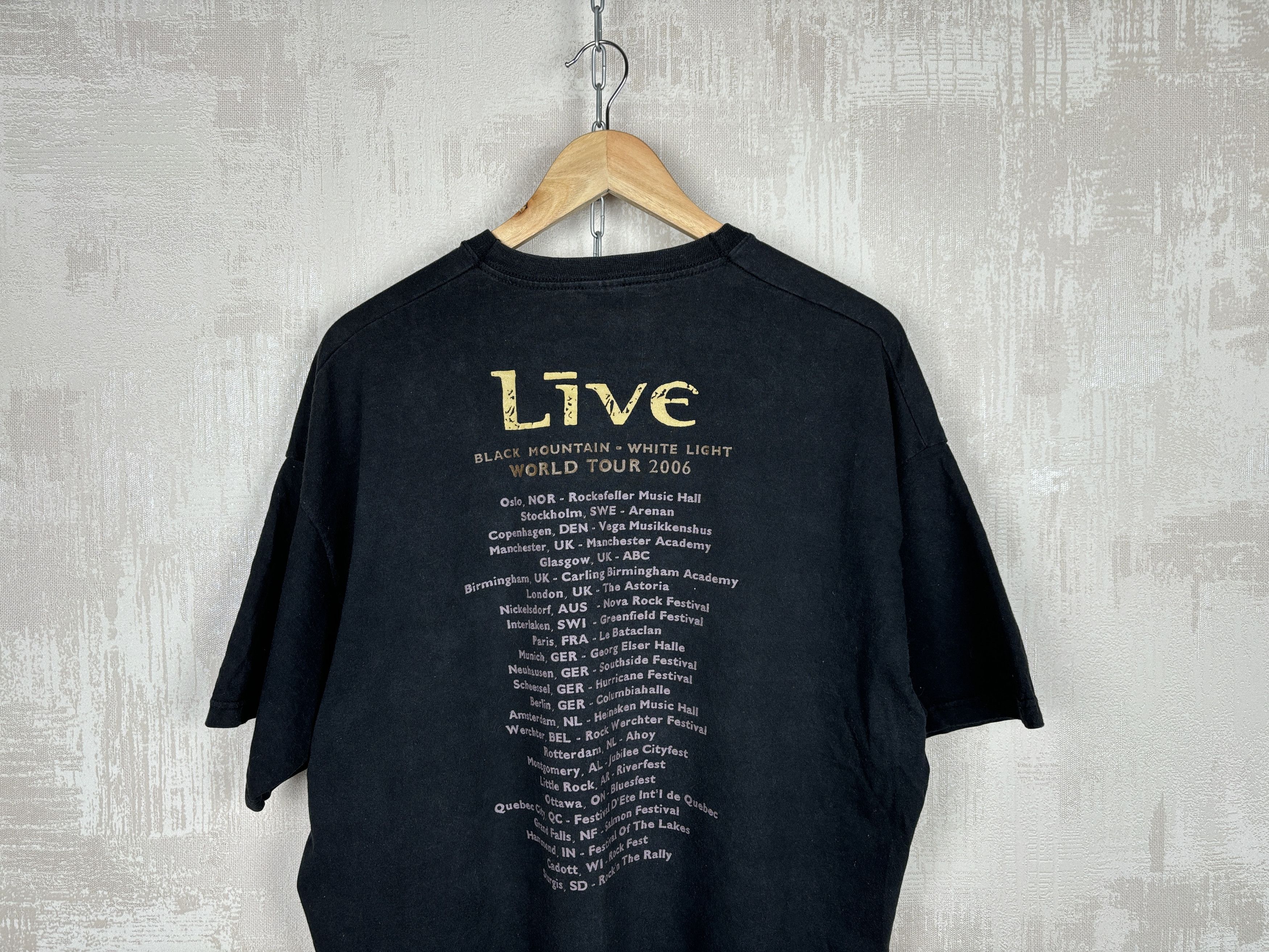 Band Tees × Vintage Live Band Black Mountain White Light 2006 World Tour Vintage Size US XL / EU 56 / 4 - 12 Thumbnail