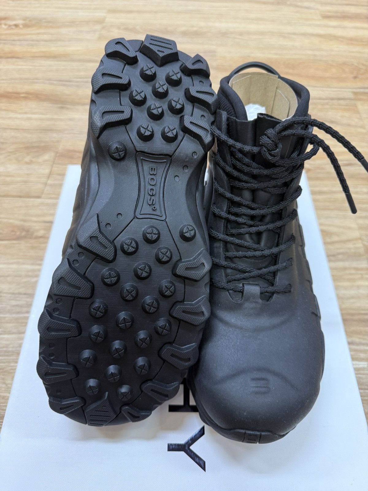 Givenchy Givenchy x Bogs High Lace up Boots in Black Rubber Size US 10 / EU 43 - 5 Thumbnail