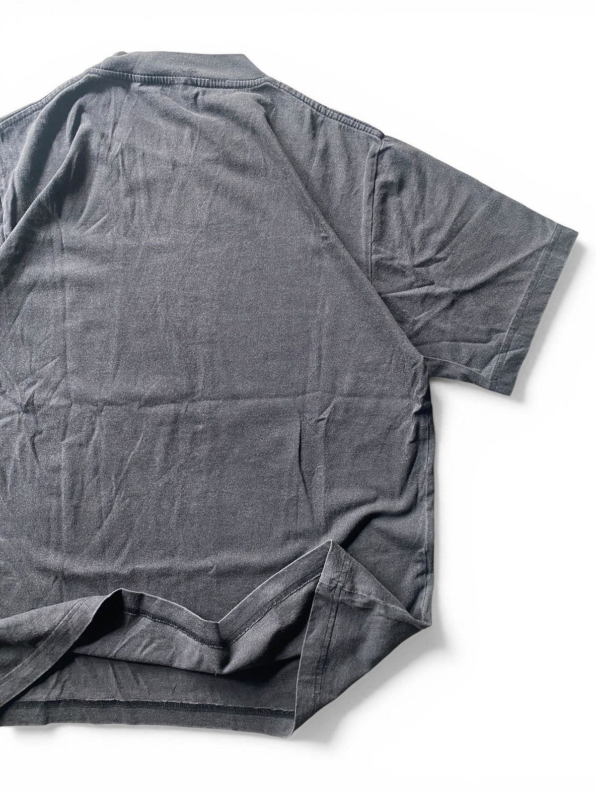 Japanese Brand Rare Berserk The Black Swordsman Anime Graphic Tee Faded Size US M / EU 48-50 / 2 - 7 Thumbnail
