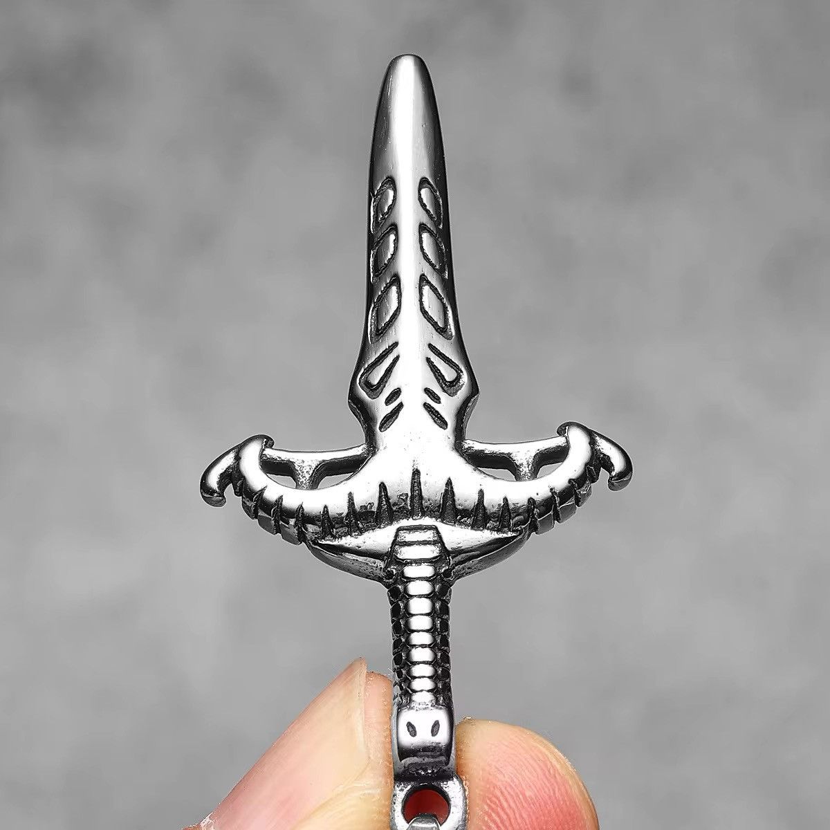 Jewelry Horn Ancient Sword Simple Fashion Jewelry Necklaces Size ONE SIZE - 2 Thumbnail