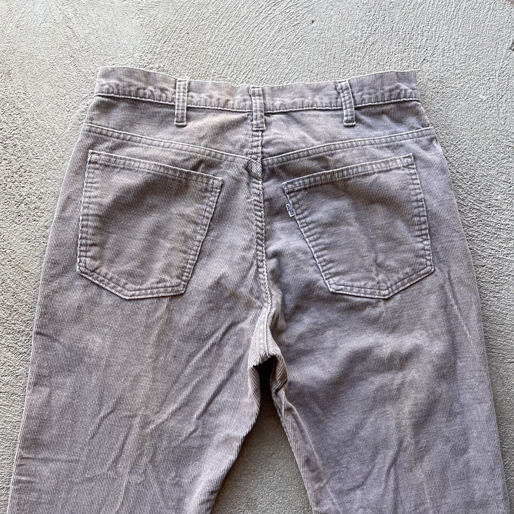 Levi's Vintage Levis Pants Men 32x32 Brown 646 Bell Bottom Bootcut Corduroy Western 80s Size US 32 / EU 48 - 4 Thumbnail