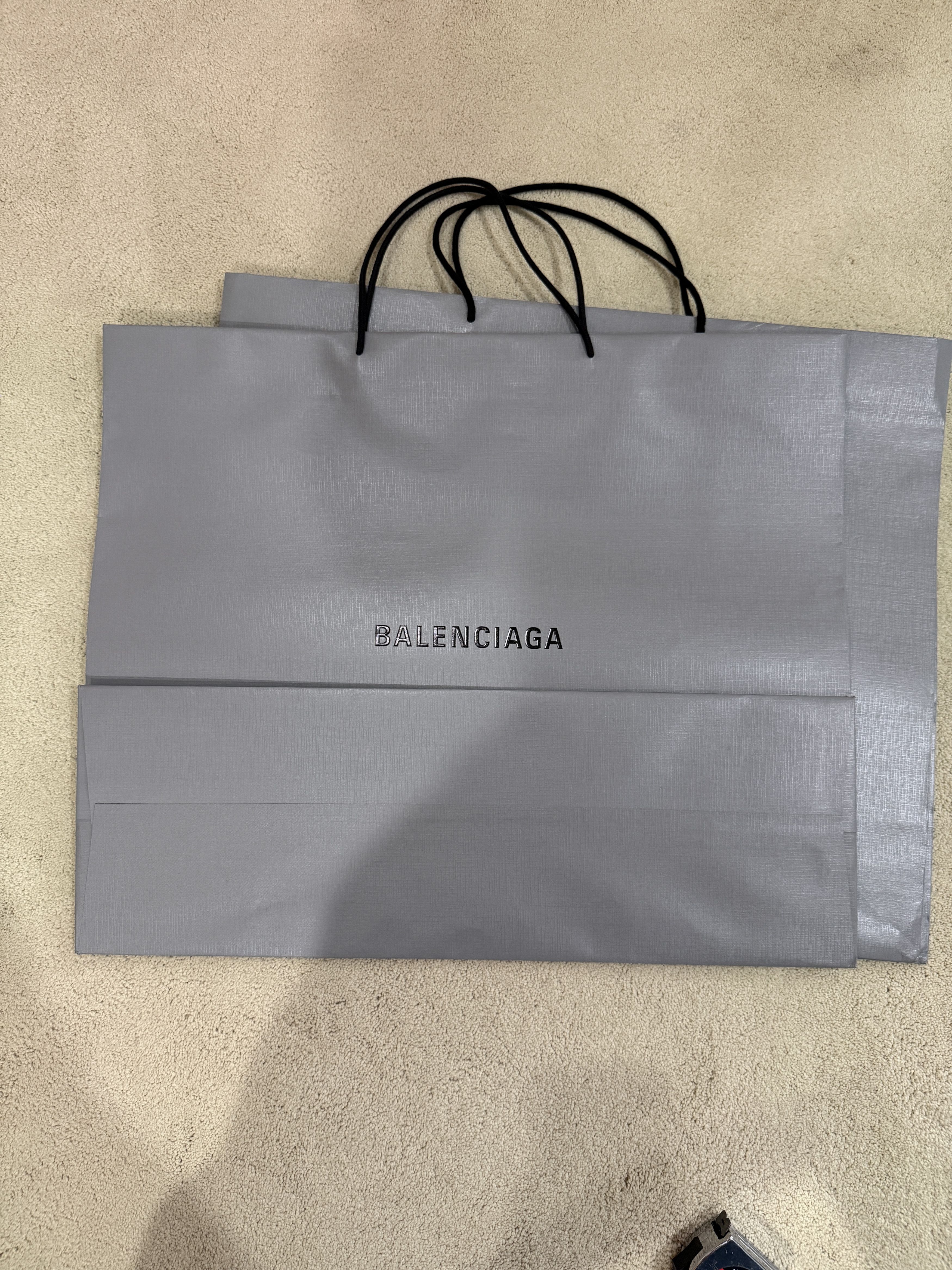 Balenciaga Large New Authentic Balenciaga Grey Gift Paper Shopping Bag Size ONE SIZE - 6 Thumbnail